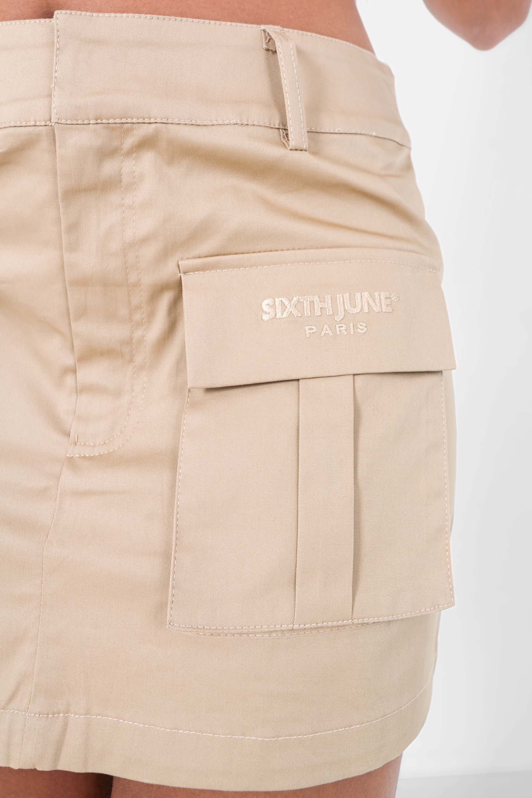 Cargo pocket skirt Beige