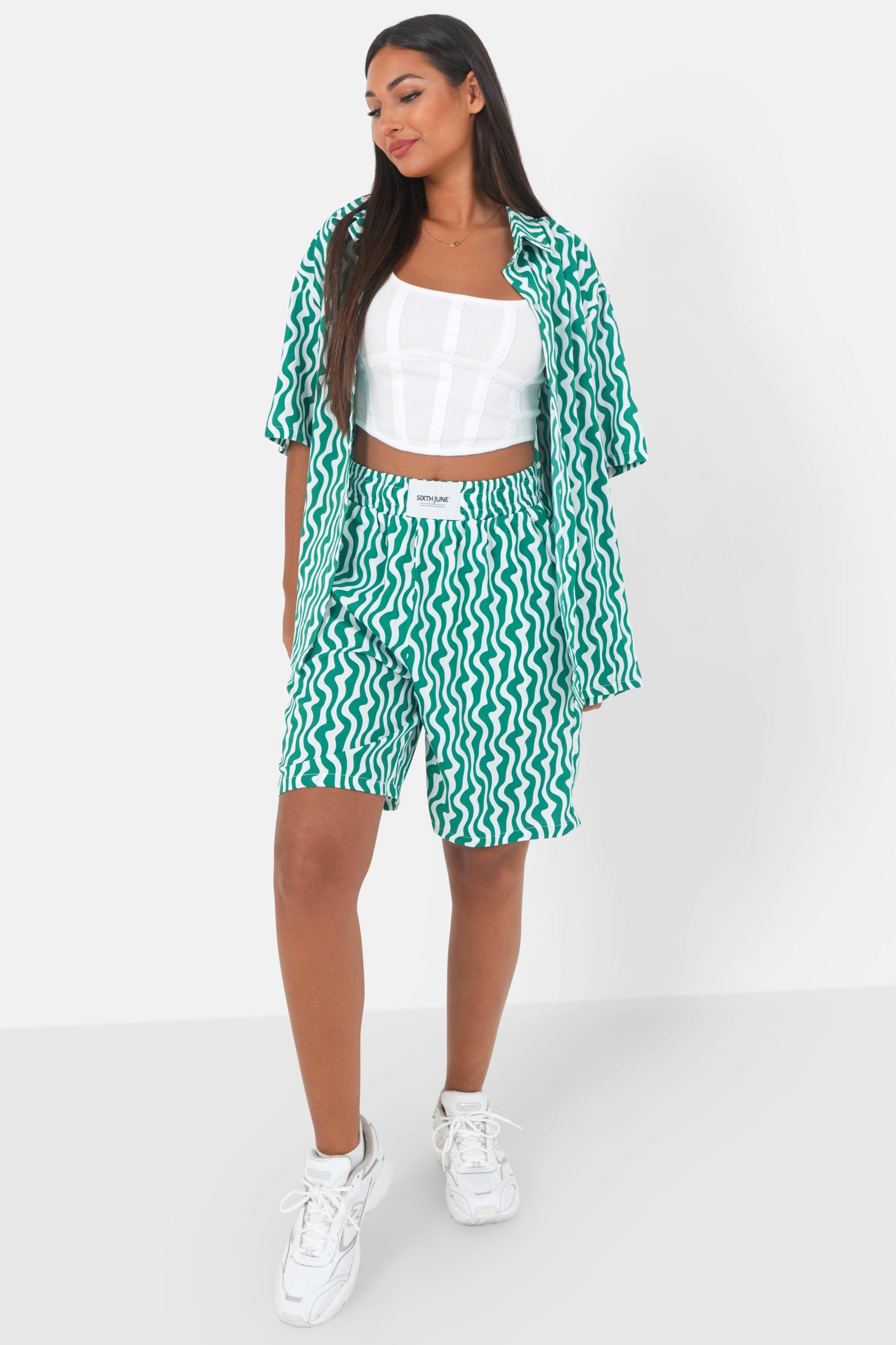 Psychedelic shorts Green