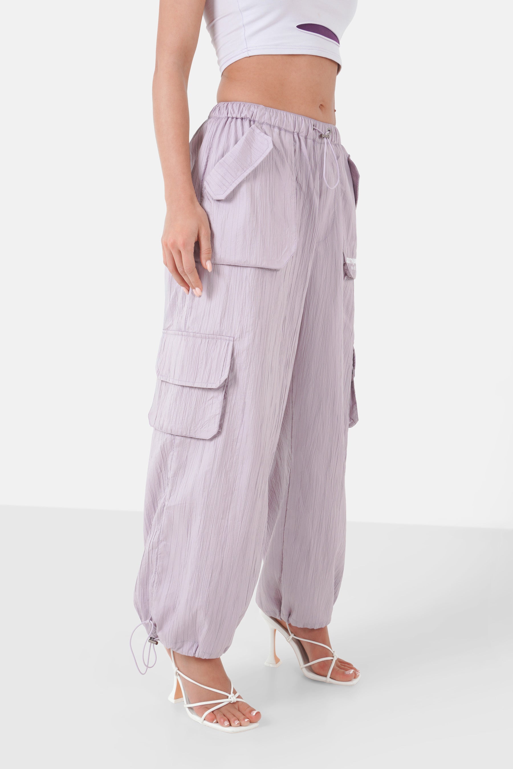 Textured cargo parachute pants Purple