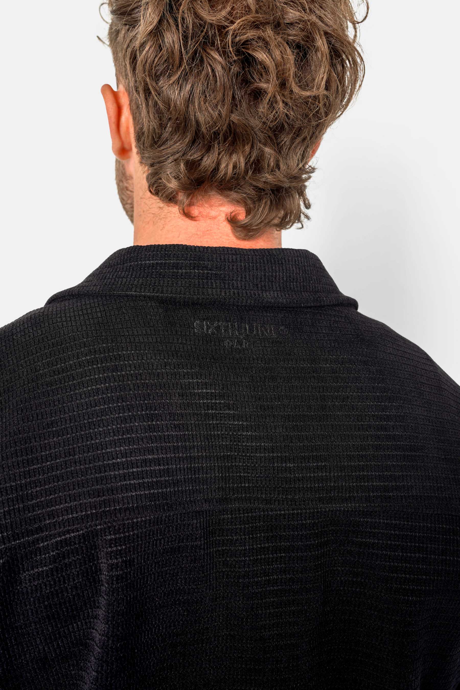 CROCHET textured shirt