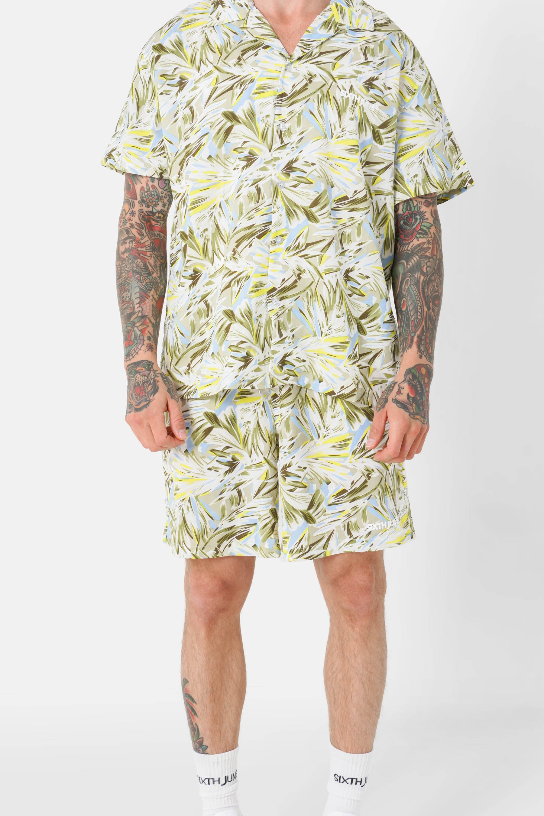 Flowy floral print shorts Green