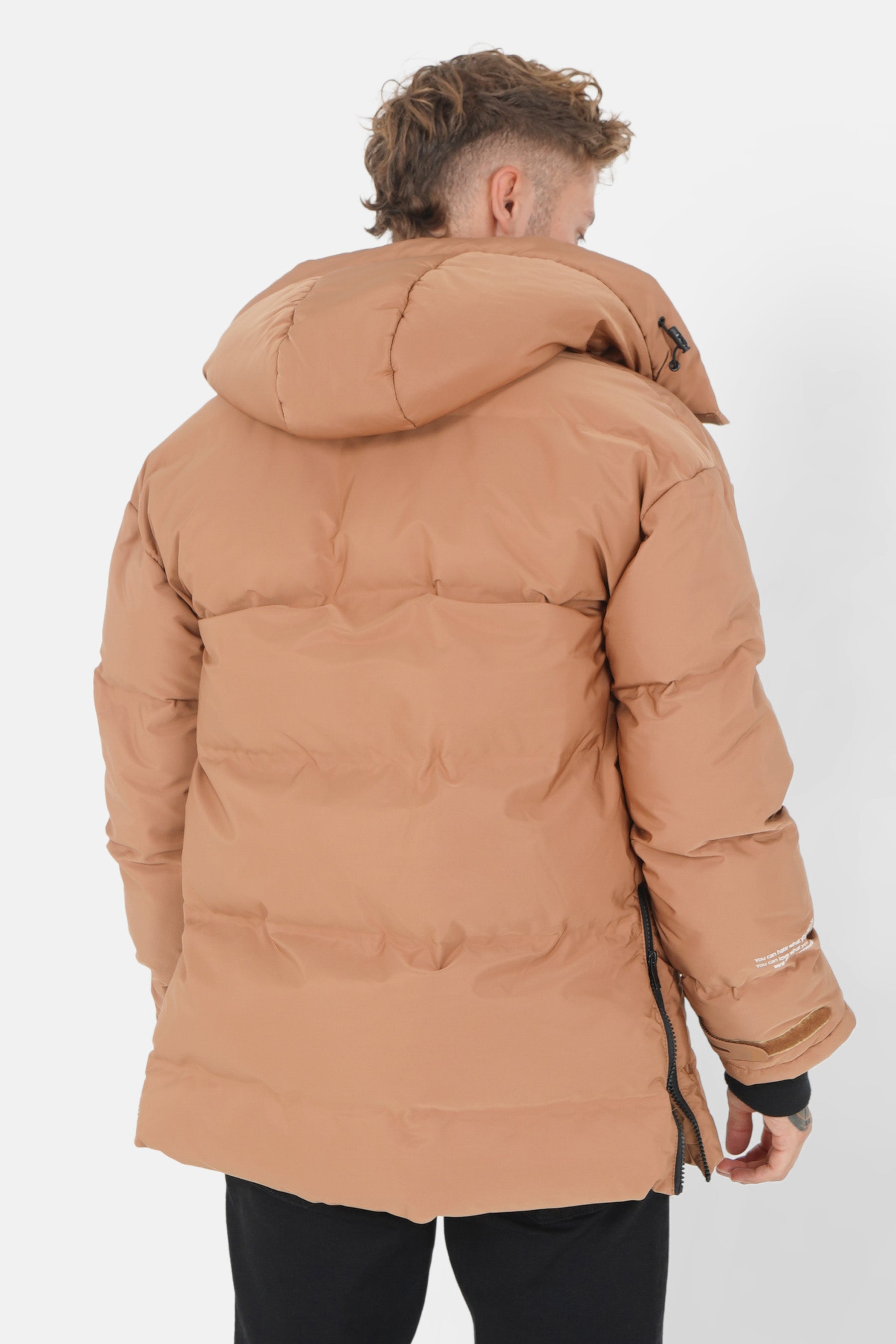 Details short down jacket beige