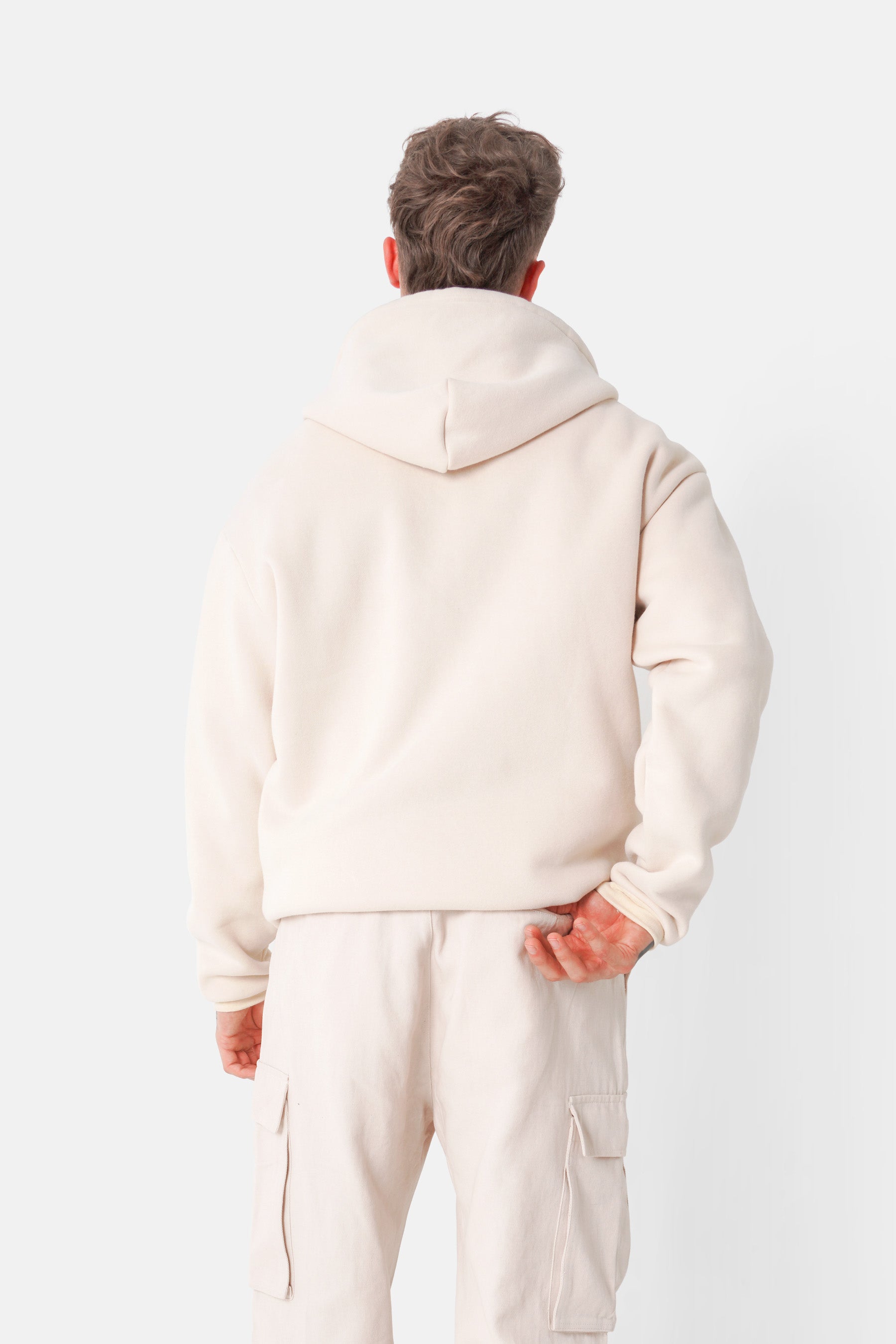 Herzbestickter Fleece-Hoodie Hellbeige