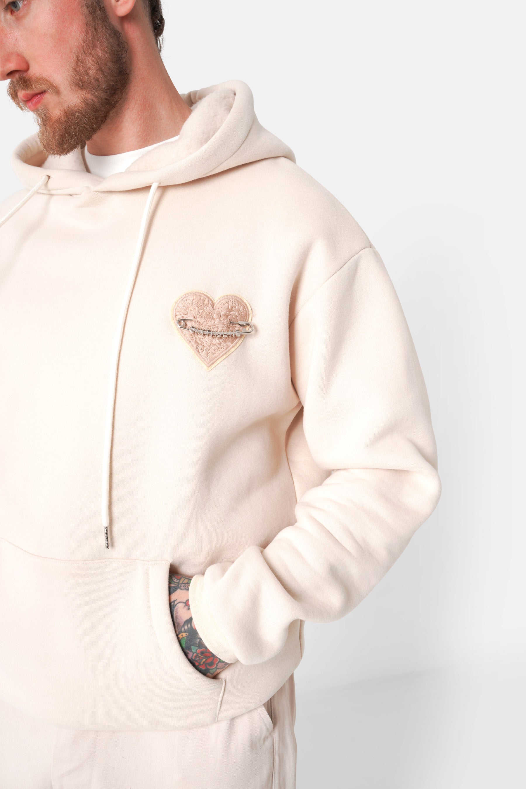 Embroidered heart fleece sweatshirt Beige