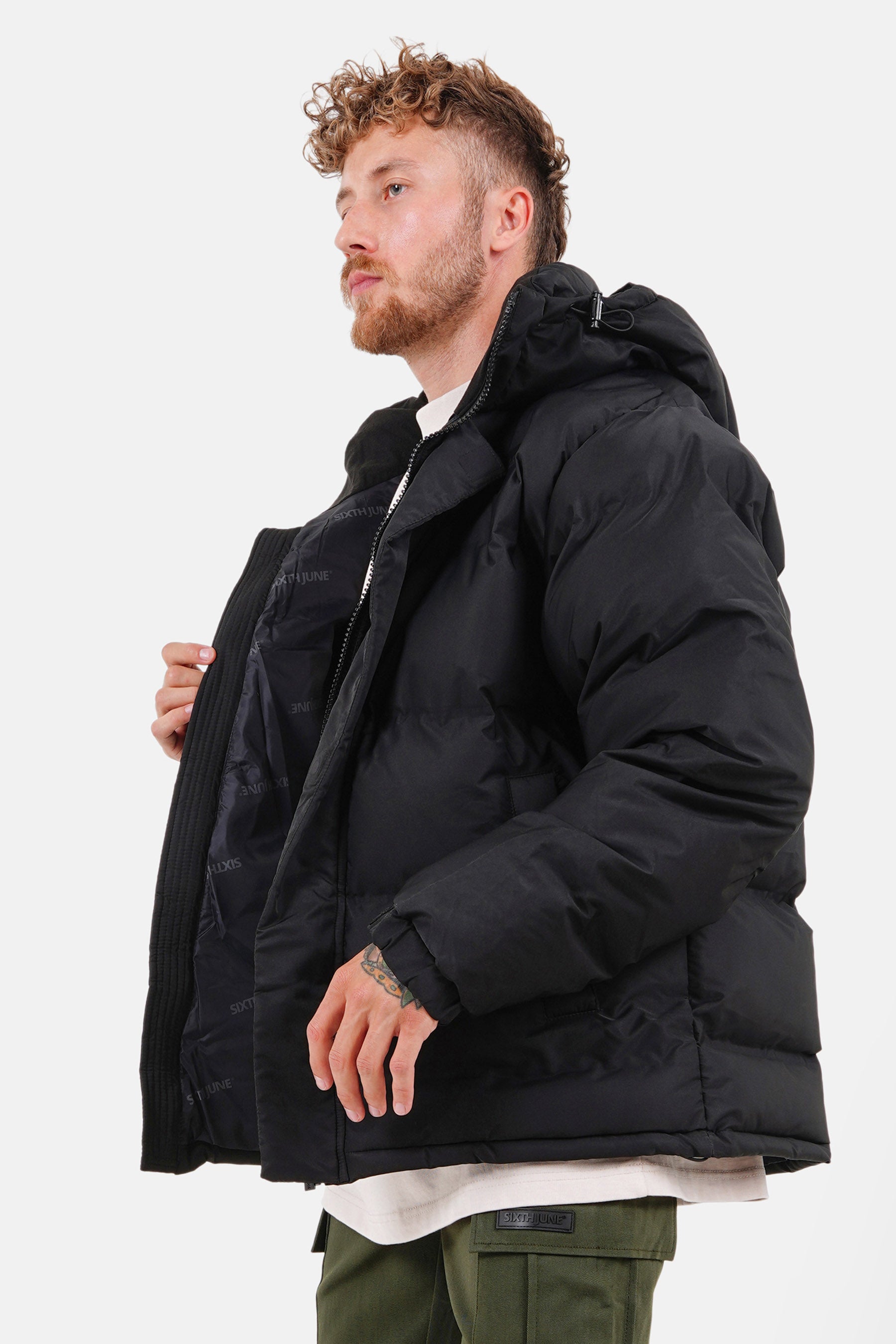 Seamless hood down jacket Black