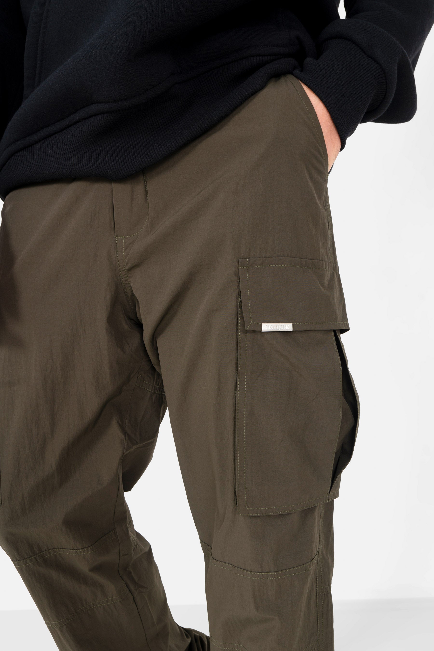 Nylon effect cargo pants Khaki green