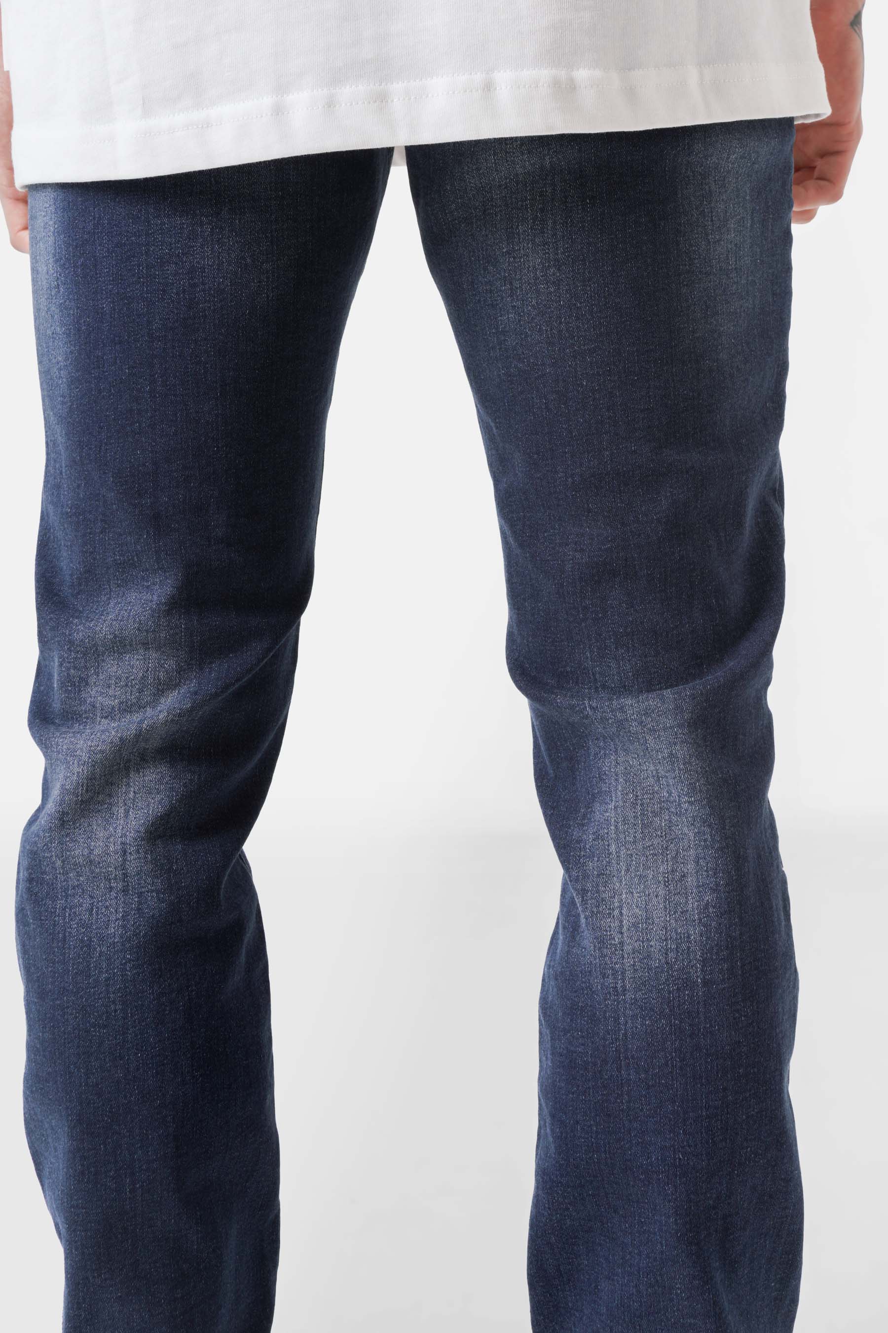 Slim gewaschene Destroyed-Jeans Dunkelblau