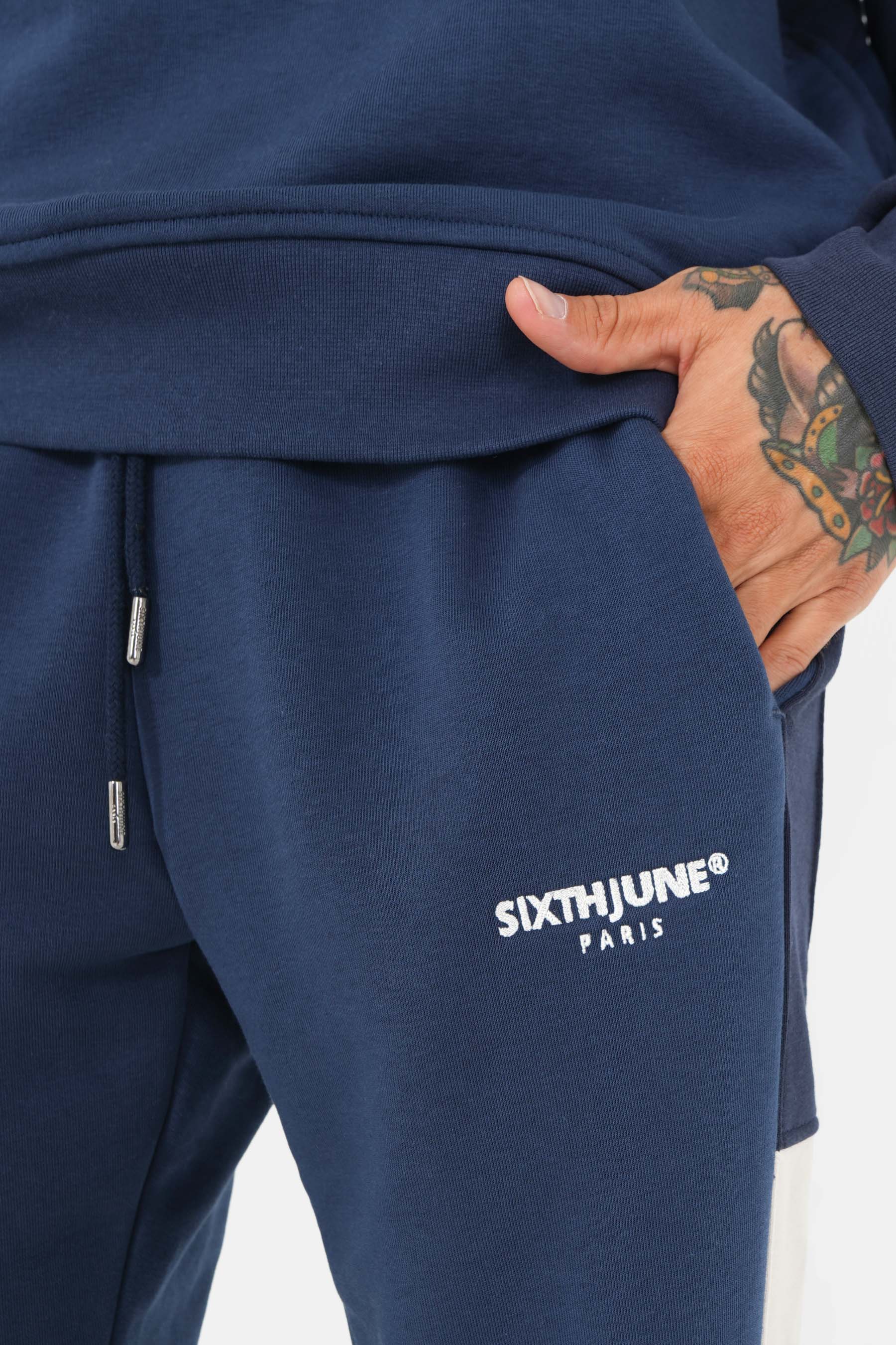 Hose mit dreifarbigem Logo-Patch Dunkelblau