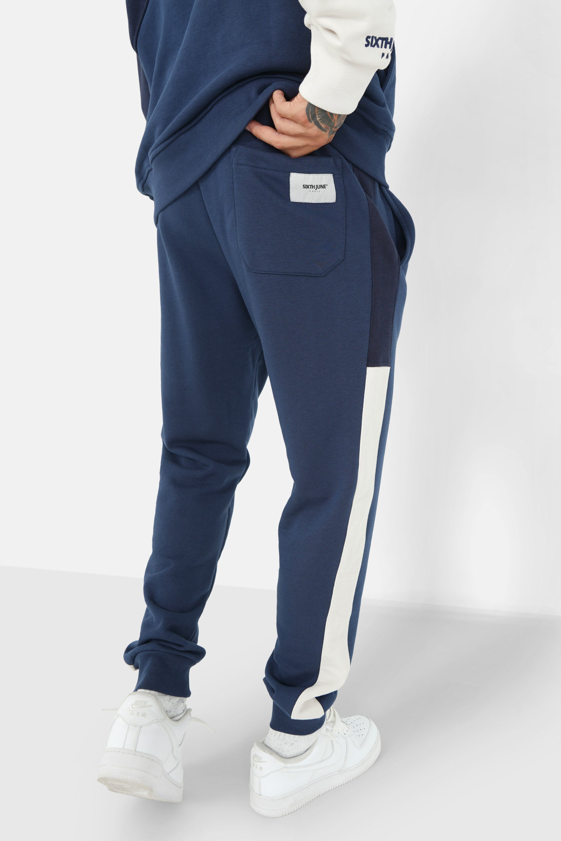 Hose mit dreifarbigem Logo-Patch Dunkelblau