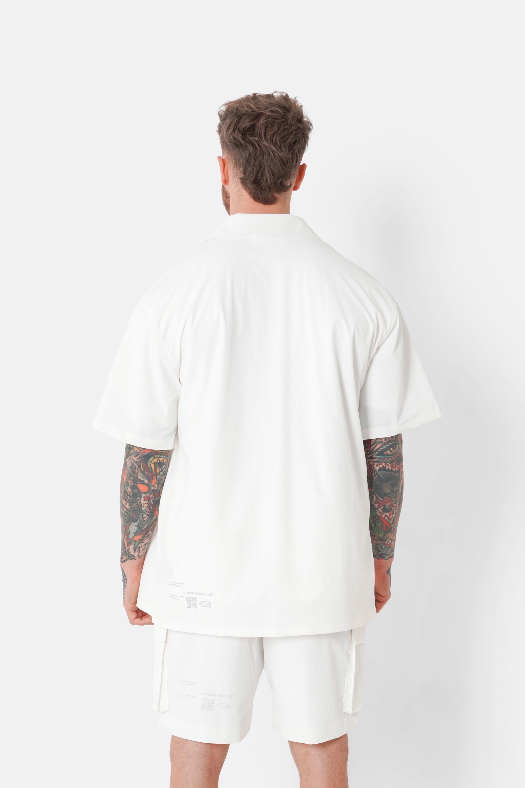 Nylon-Hemd mit QR-Code-Tasche, Weiß