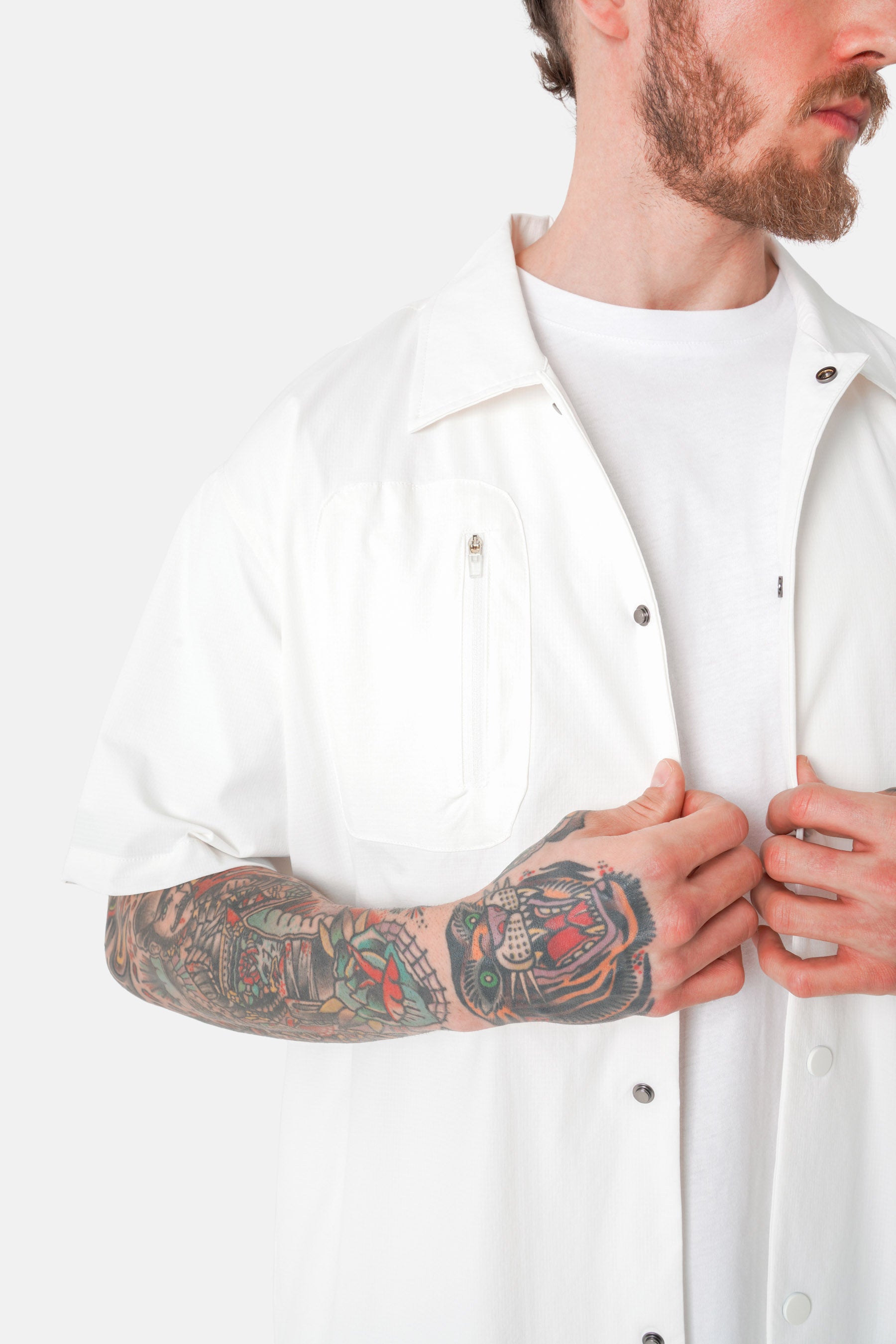 Nylon-Hemd mit QR-Code-Tasche, Weiß