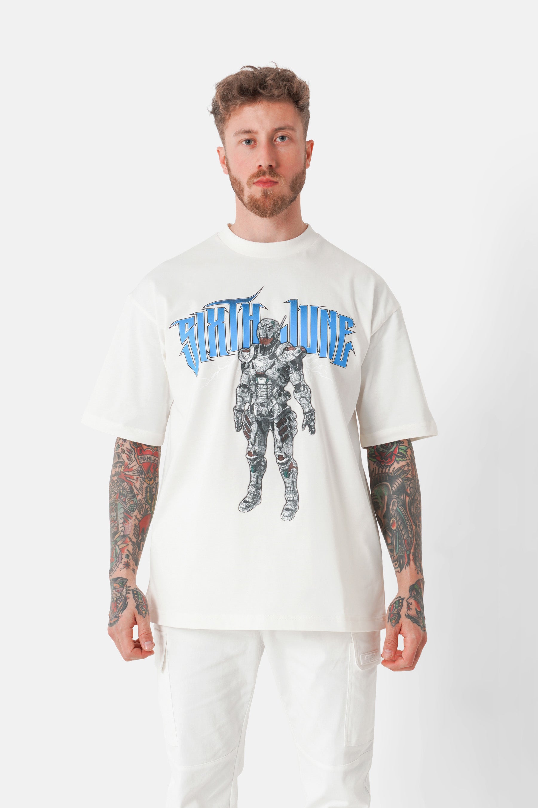 Weißes T-Shirt mit Roboter-Print