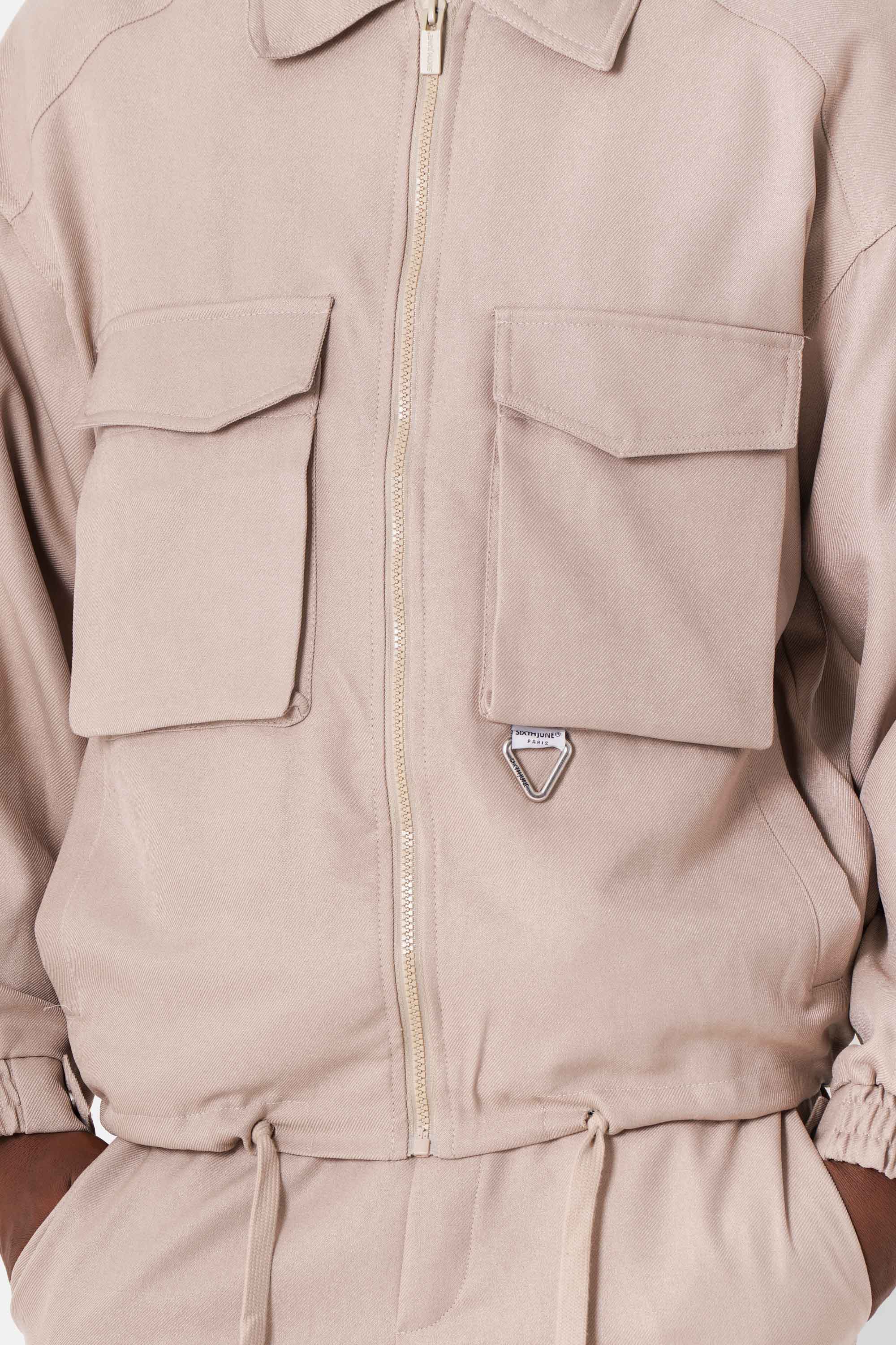 Veste boxy mousqueton Beige