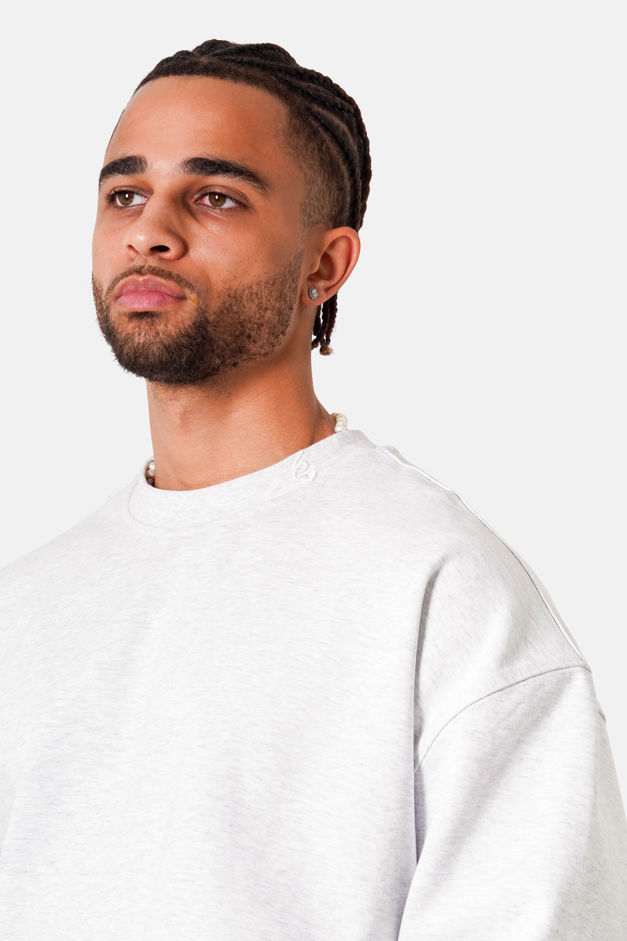 HEART embroidery crewneck