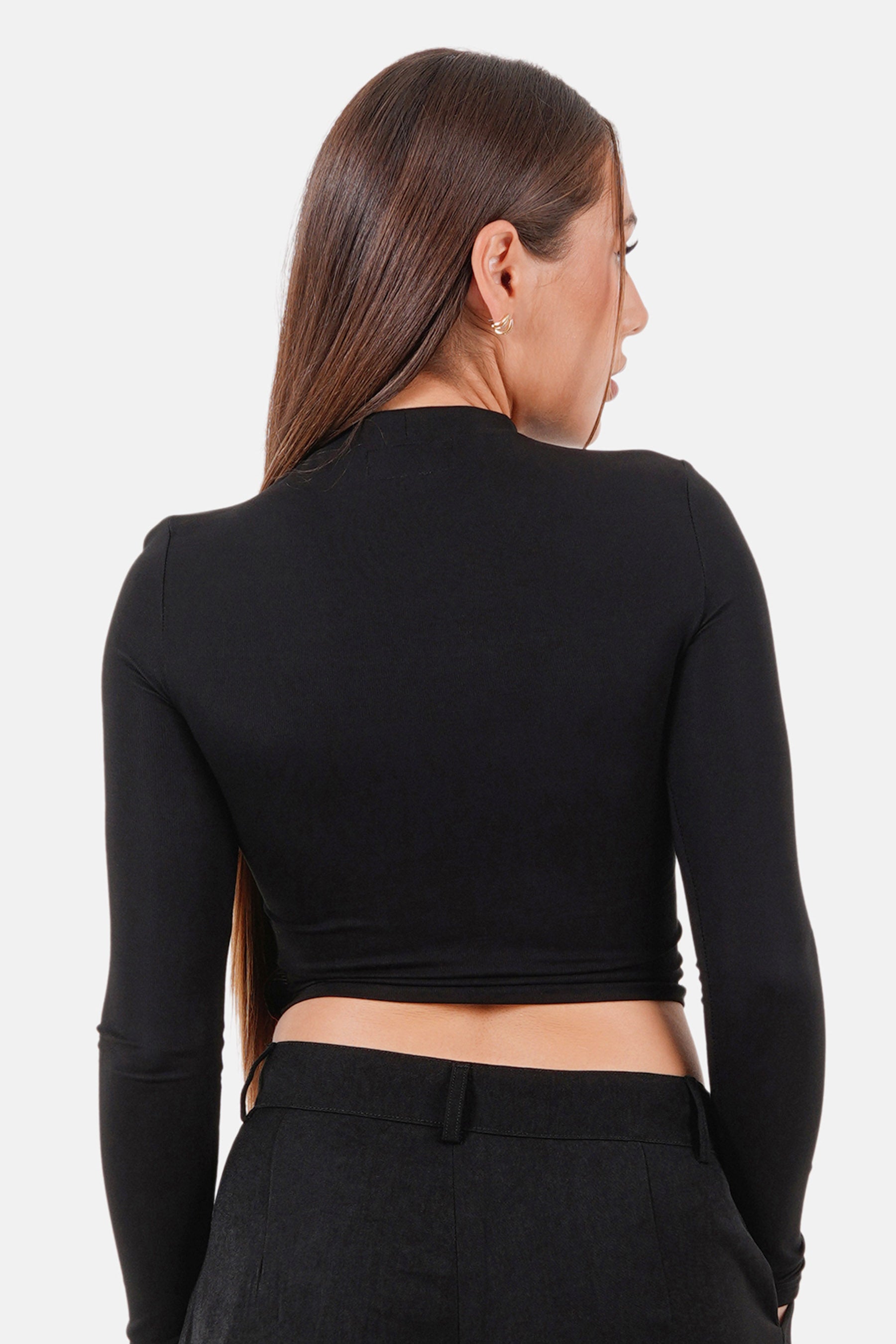 Sexy opening cropped top black
