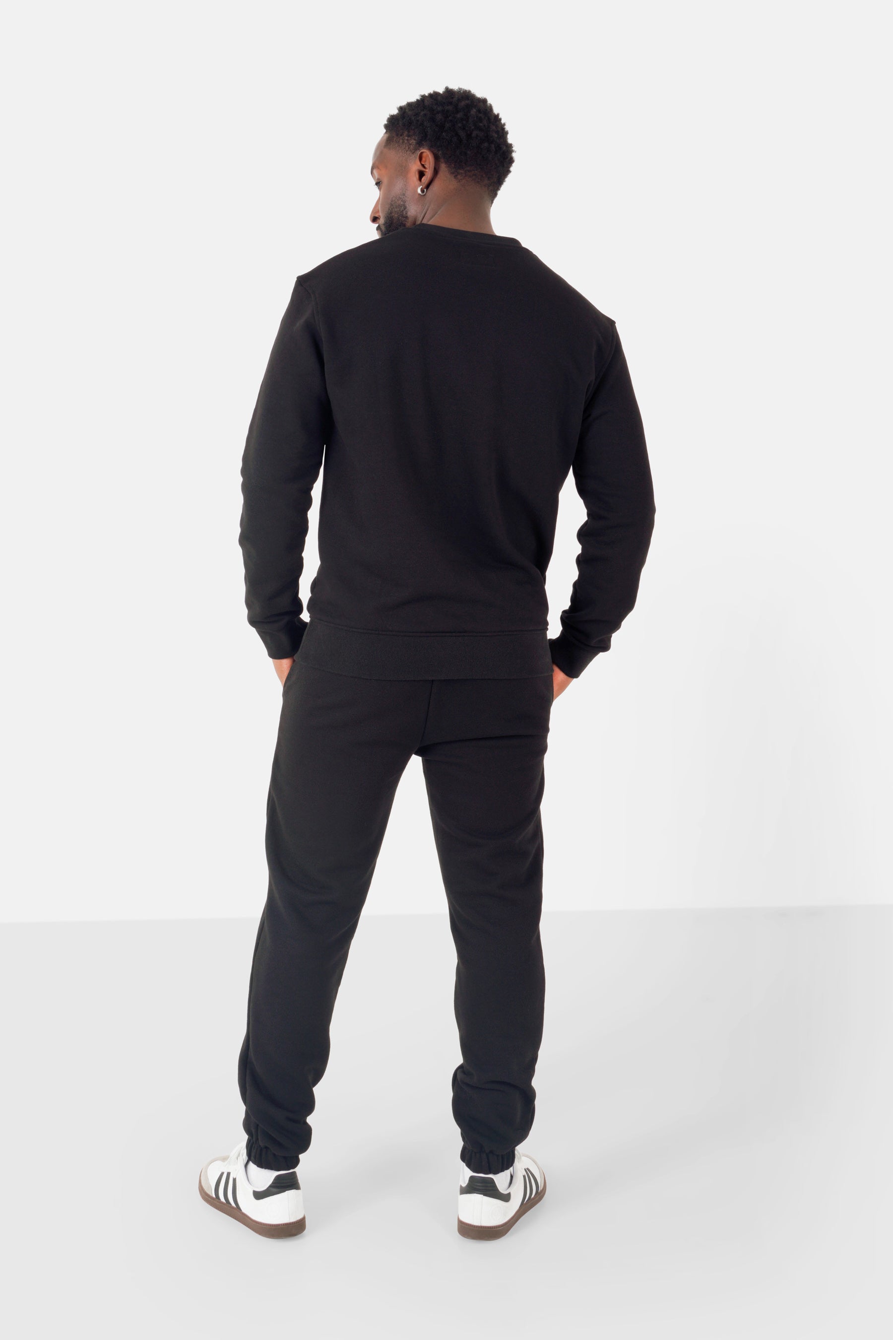 Joggers + crewneck logo embroidered Black