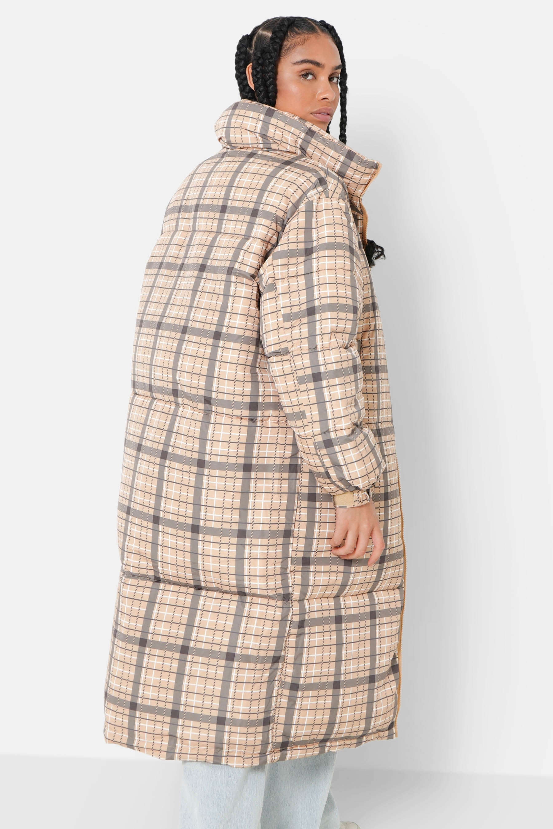 Maxi squared puffer jacket Beige