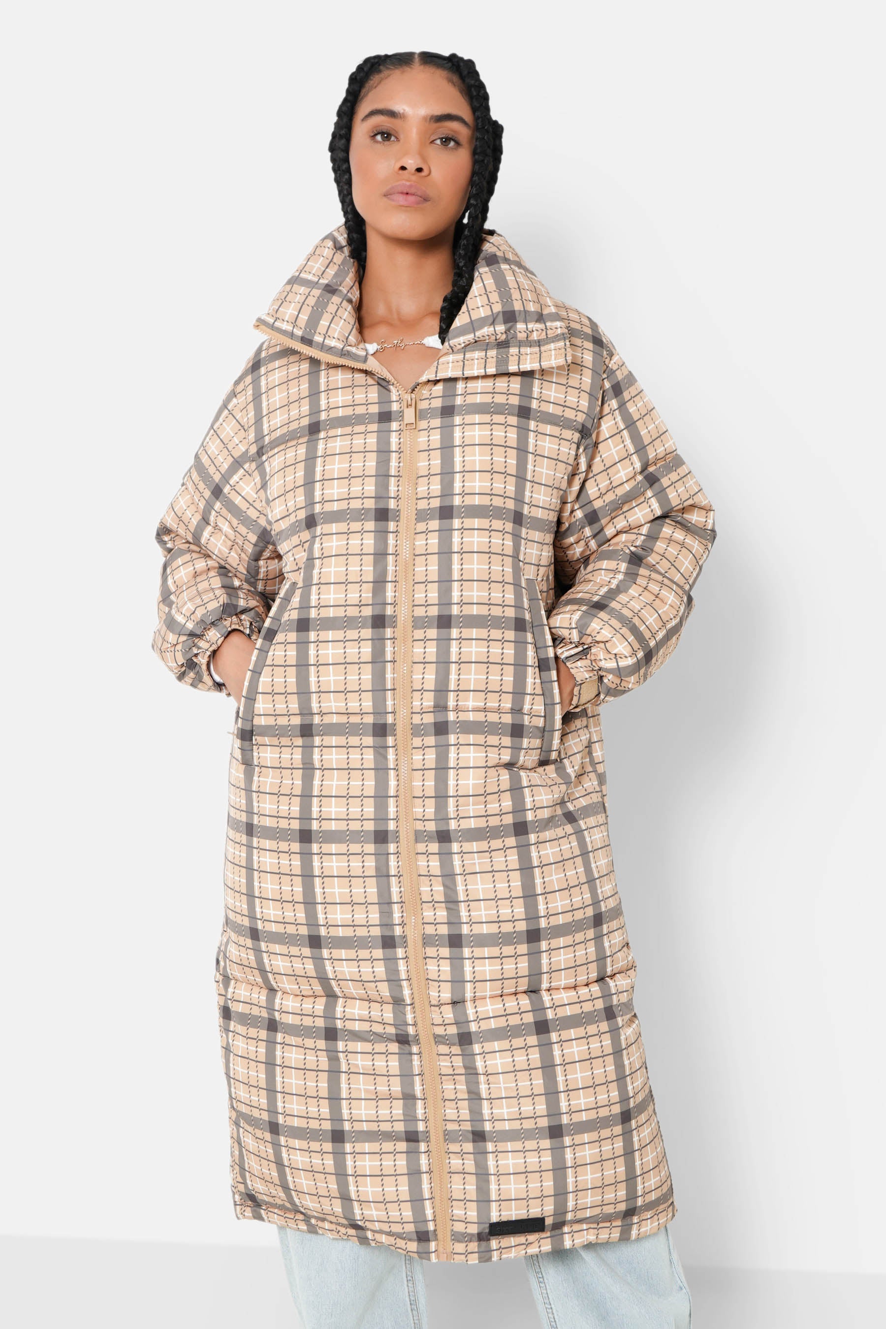 Maxi squared puffer jacket Beige