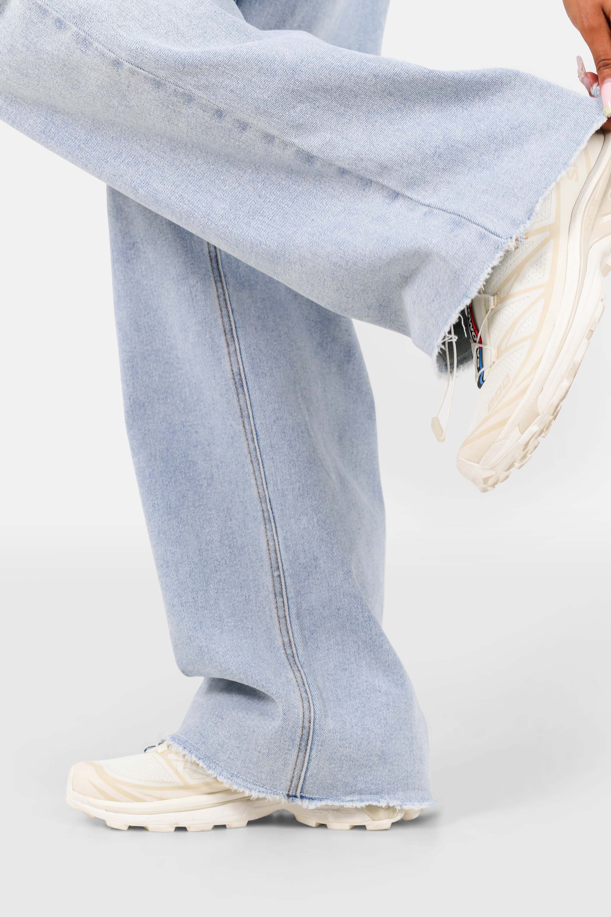 Lockere Low-Jeans Blau