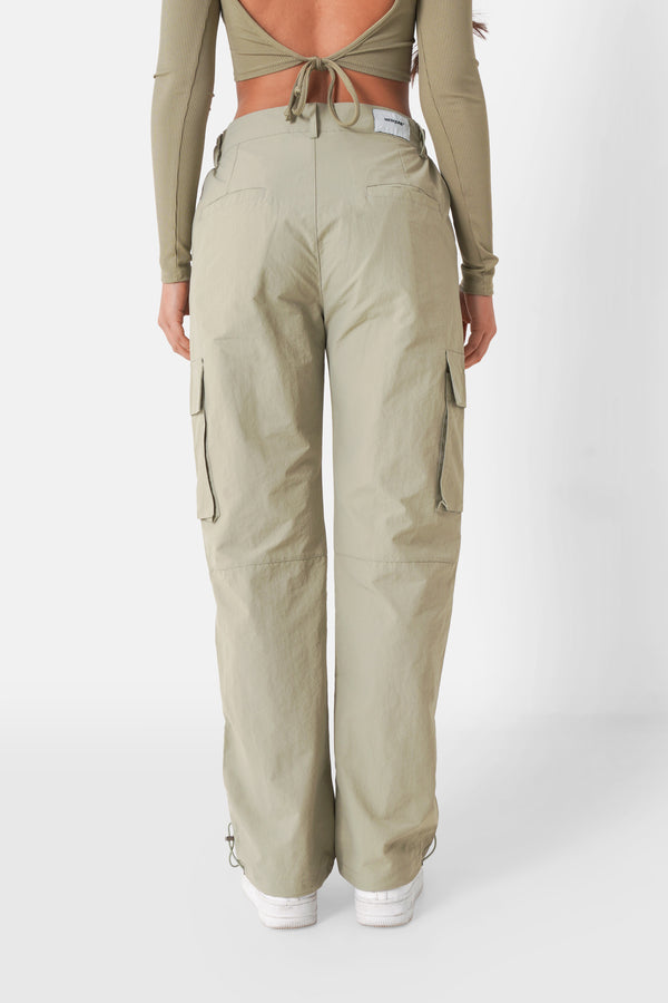 Pantalon poches cargo nylon Vert kaki