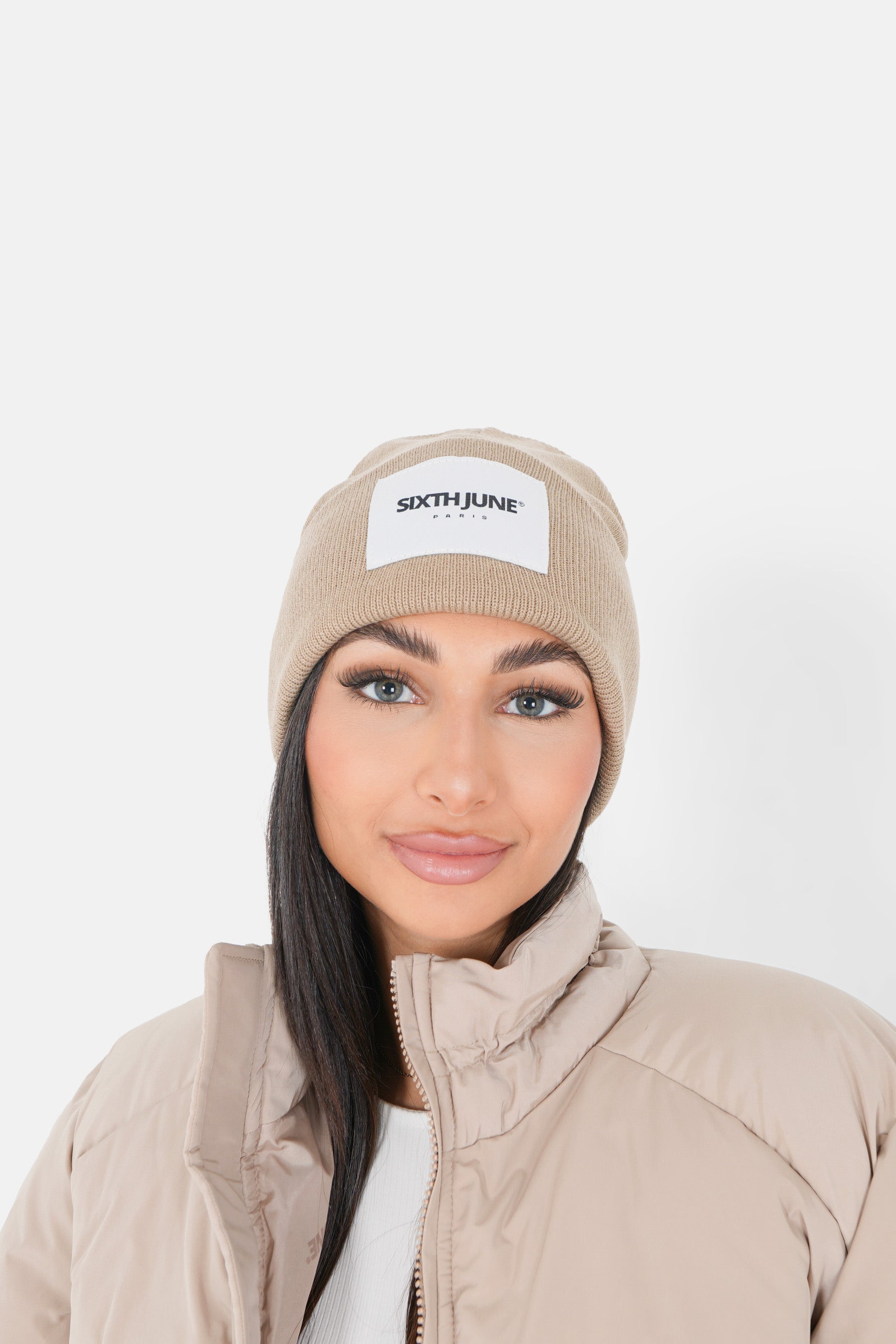 Logo patch beanie Beige