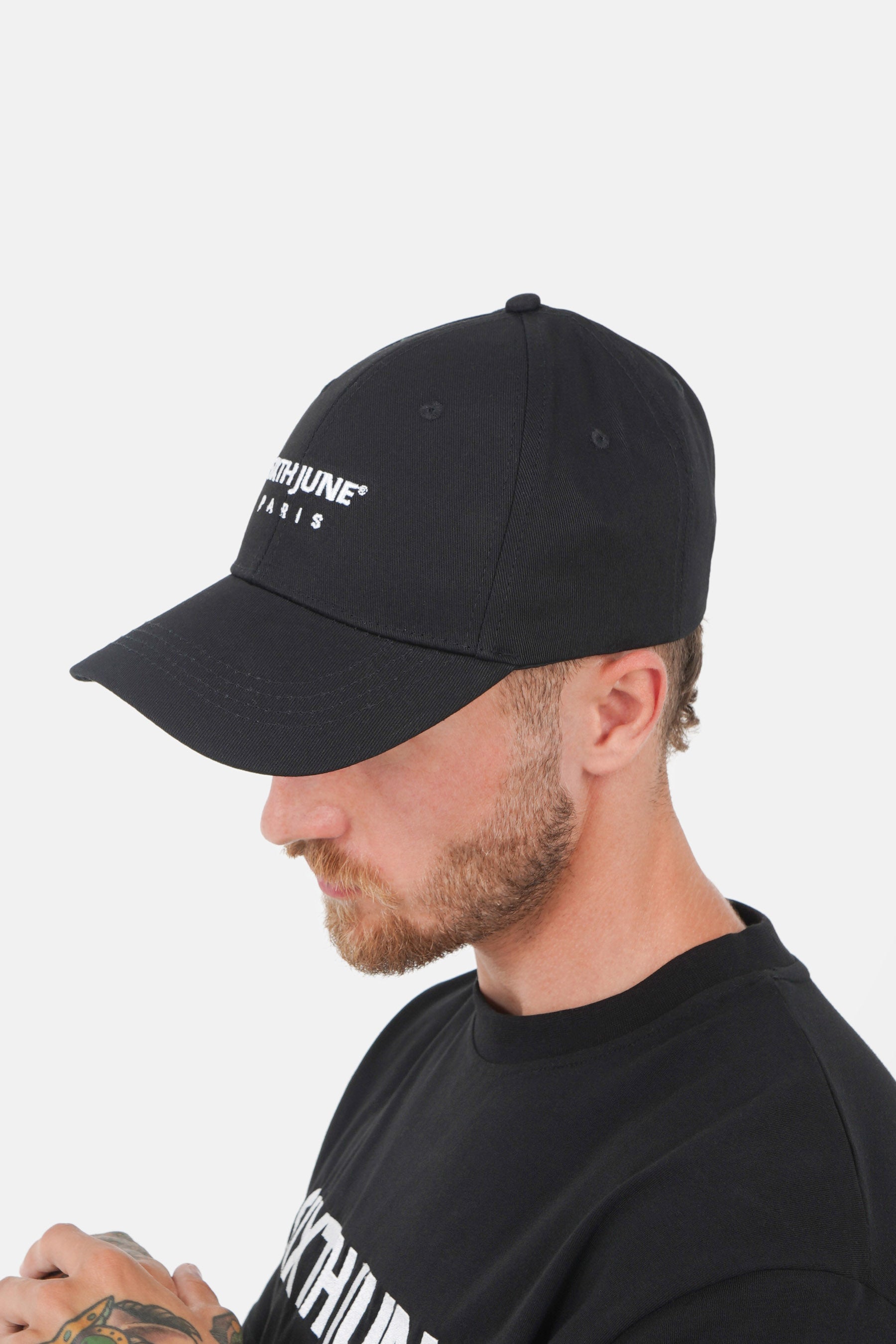 EMBROIDERY logo cap