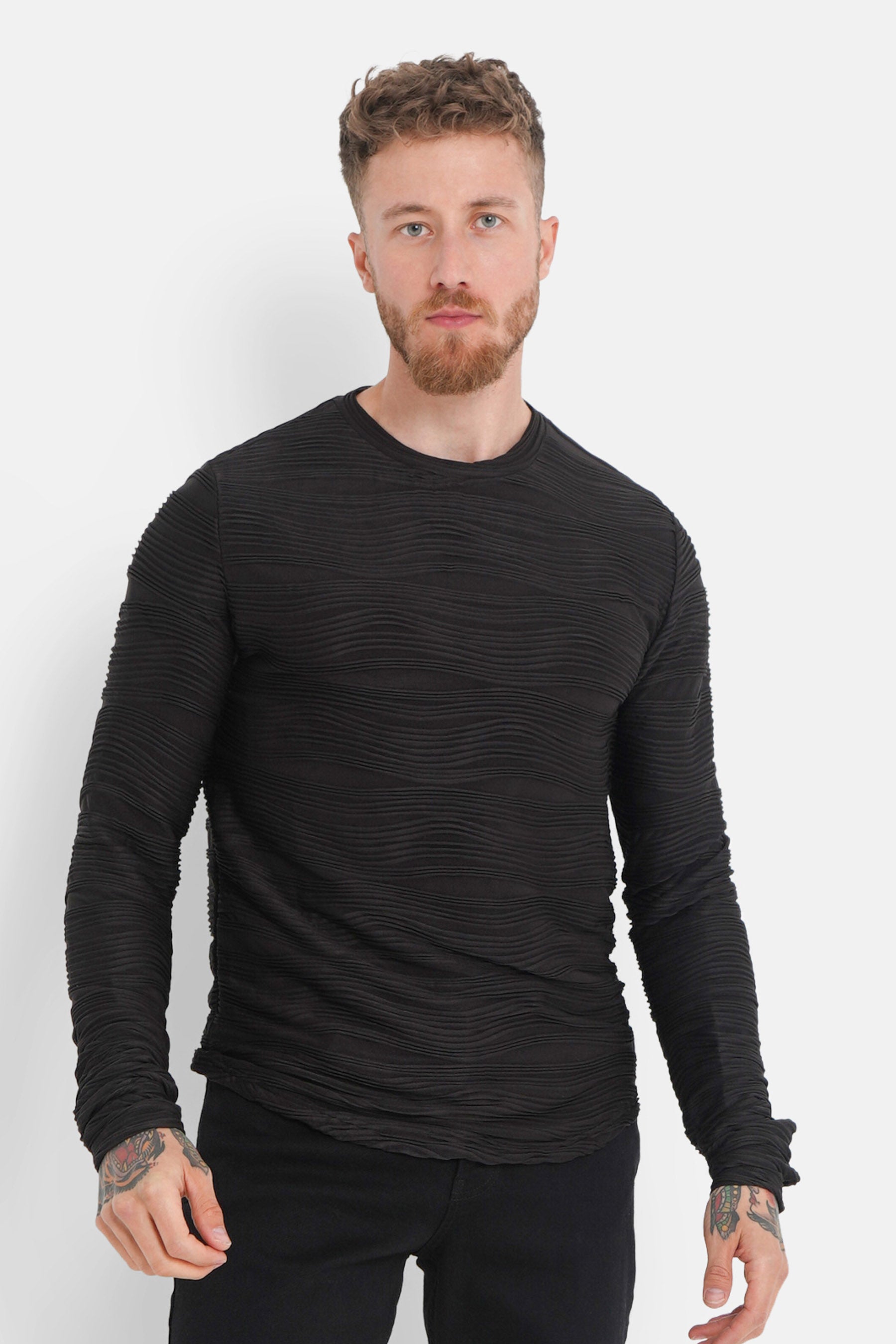 Waves Relief T-Shirt Black