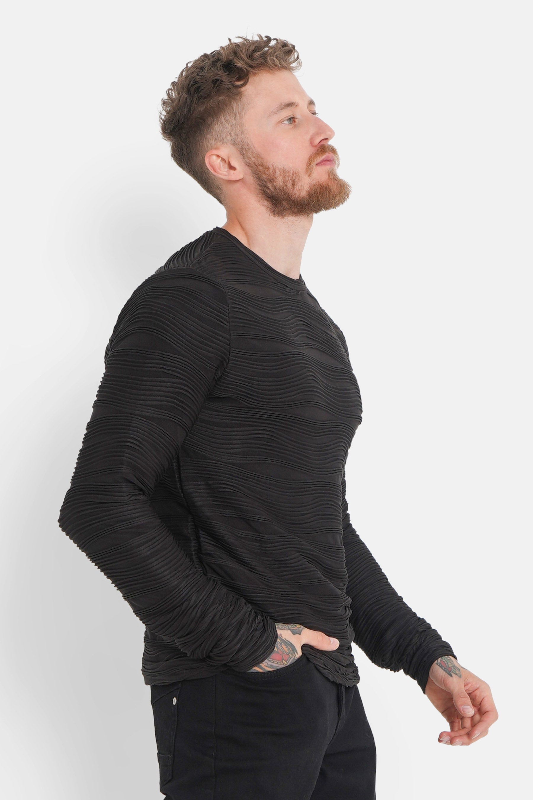 Waves Relief T-Shirt Black