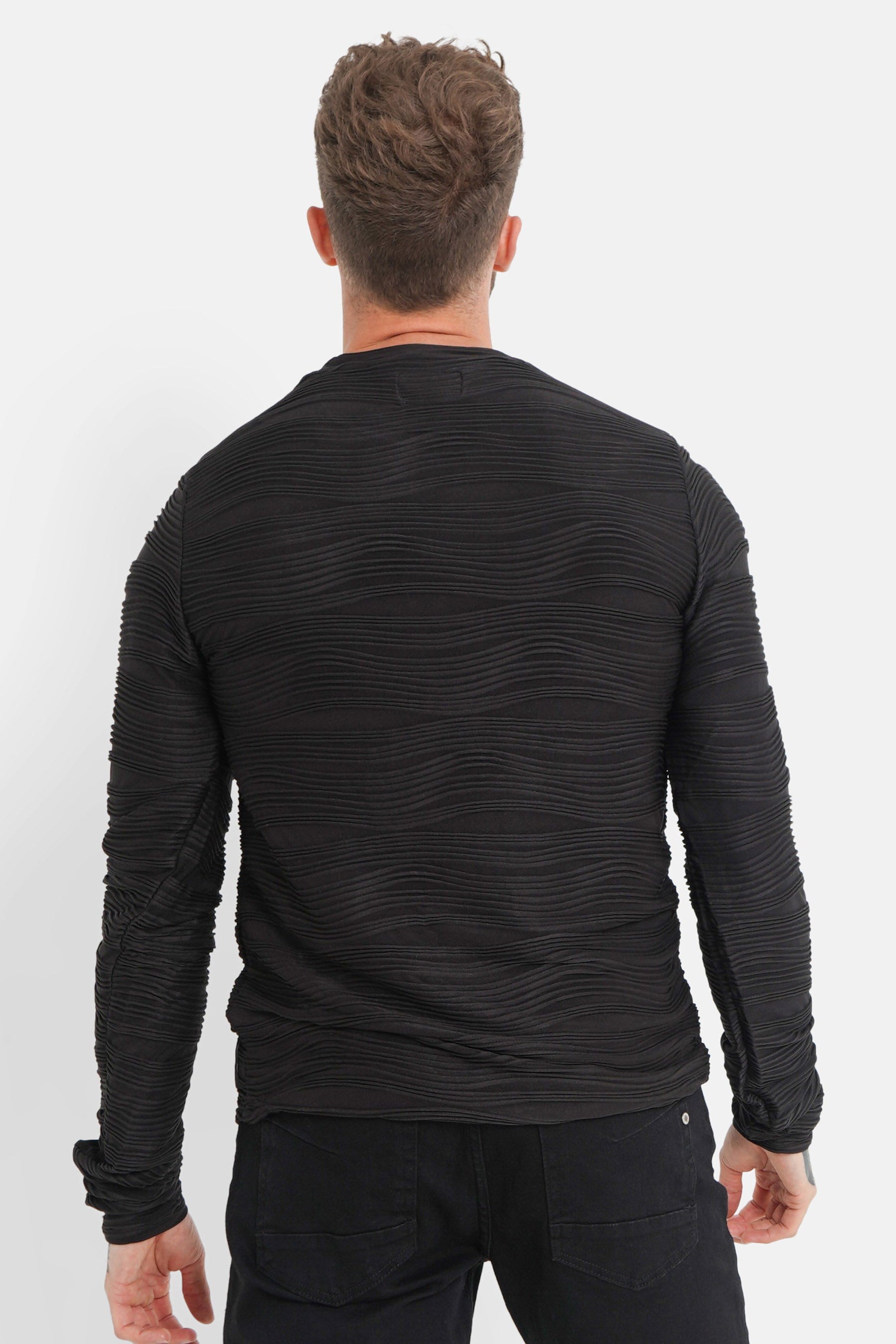 Waves Relief T-Shirt Black