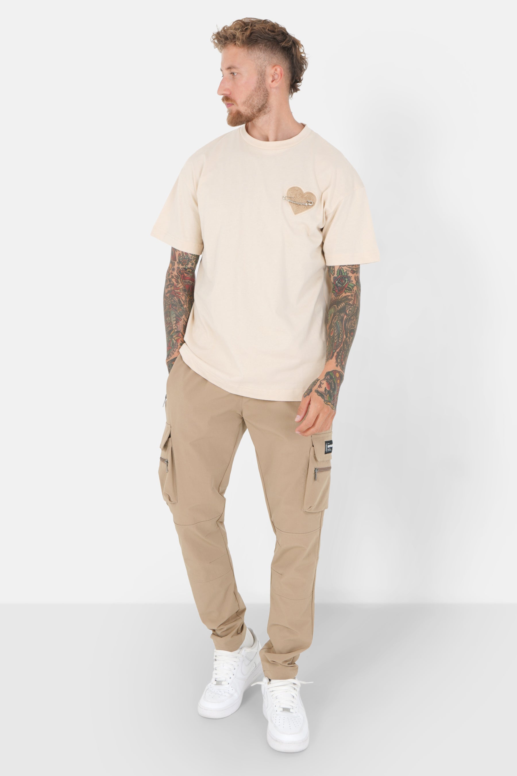 Embroidered heart logo t-shirt Beige