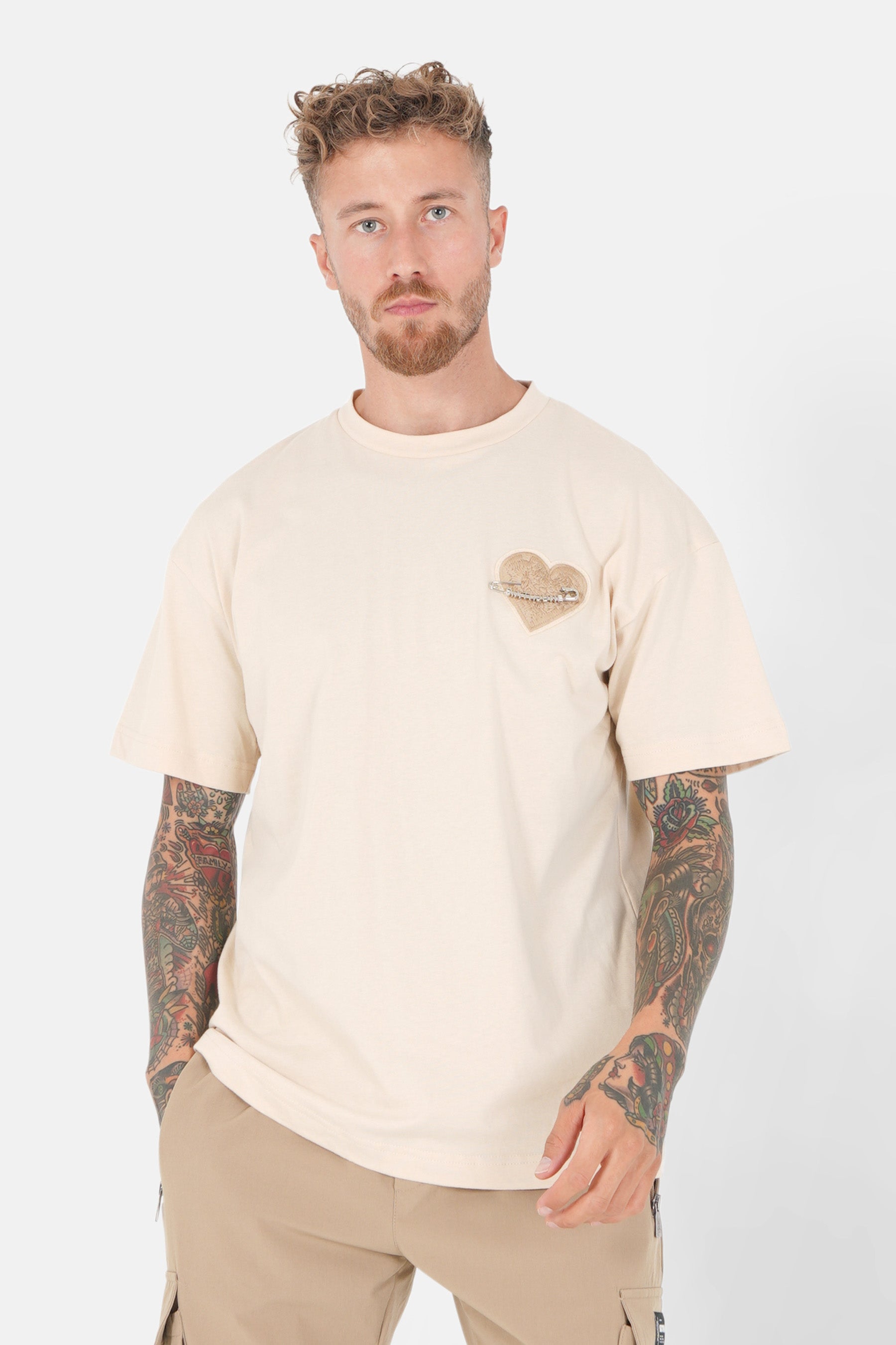 Embroidered heart logo t-shirt Beige