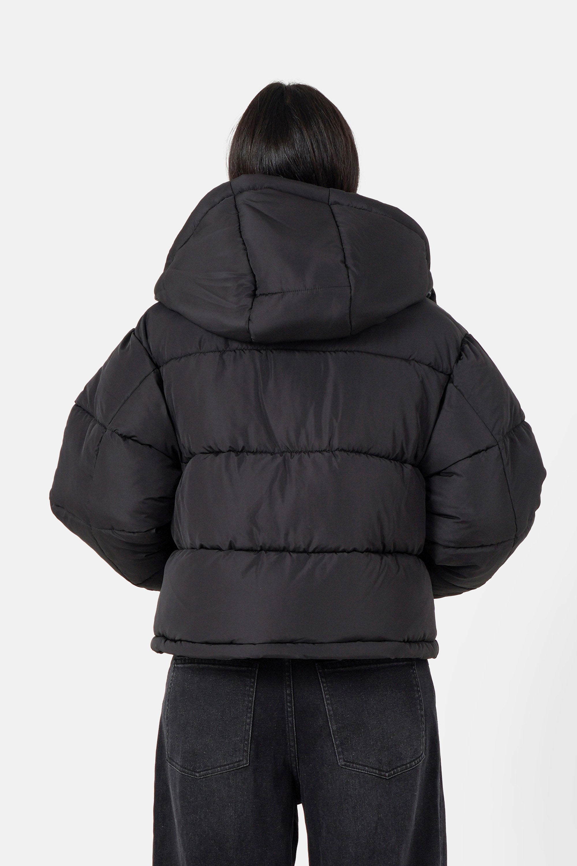 Padded cropped down jacket black