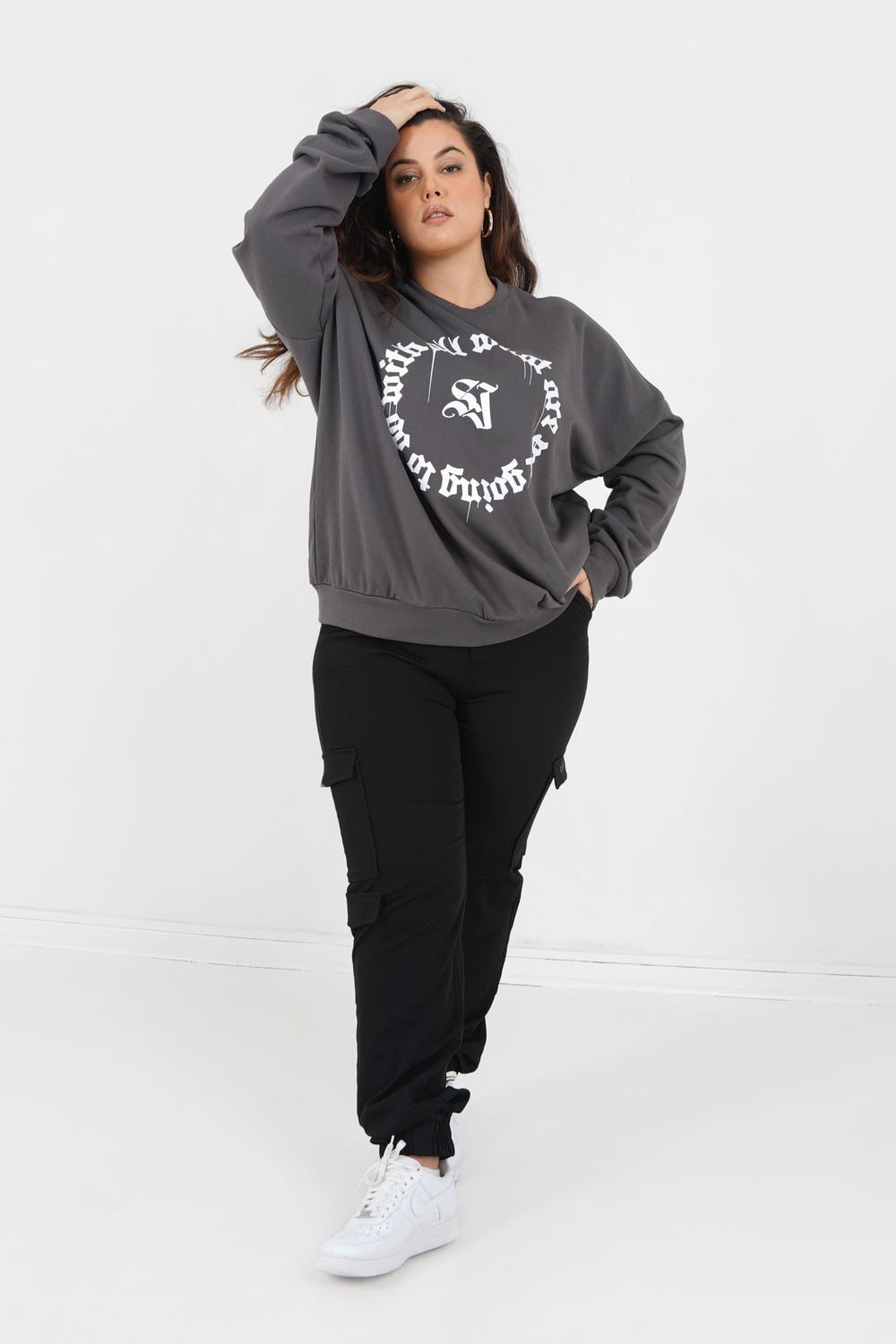 Embroidered cargo pants Black