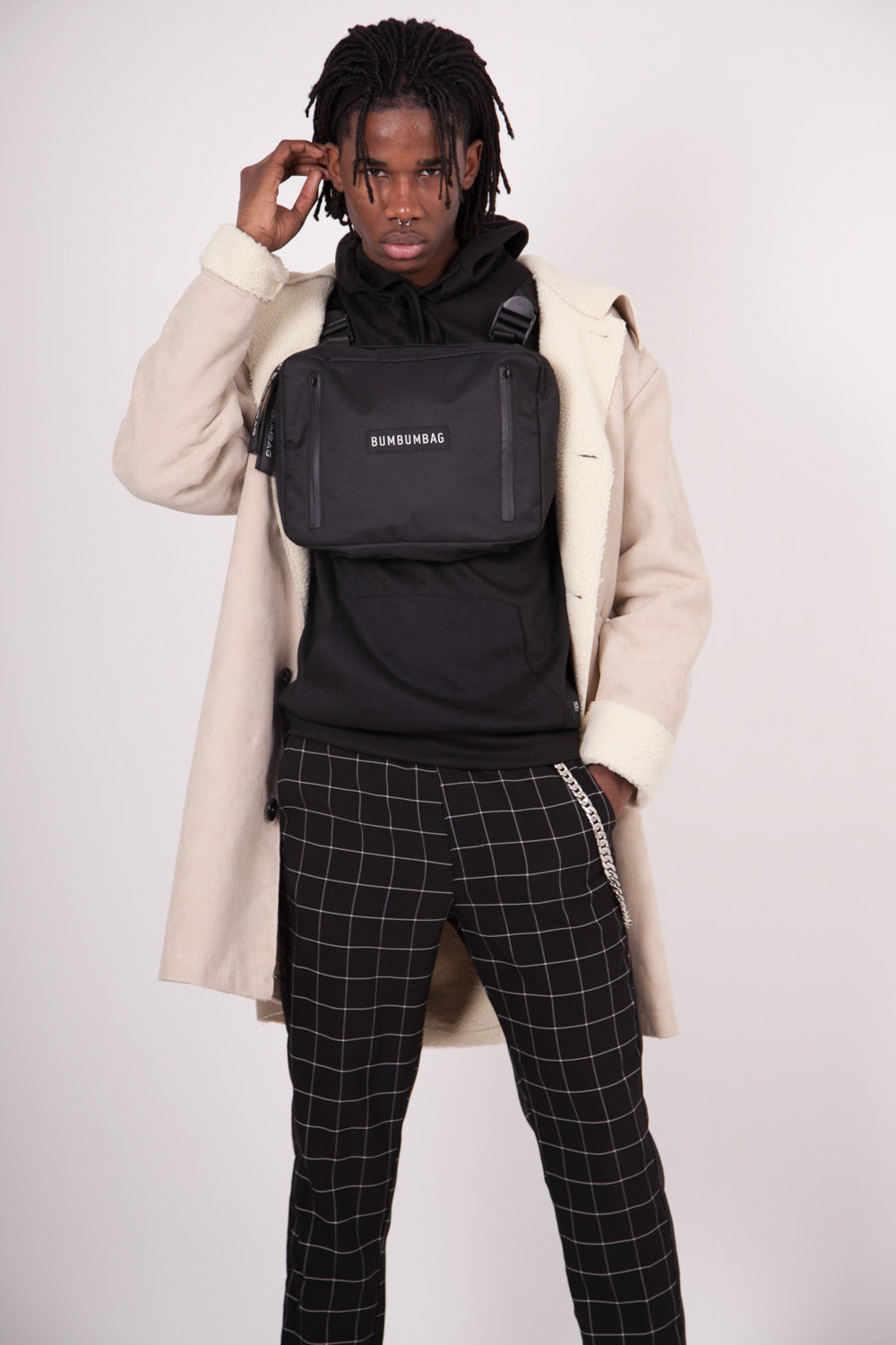 BumBumBag - Sac poitrine texte zips noir