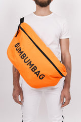 BumBumBag - Sac banane géante texte zip orange