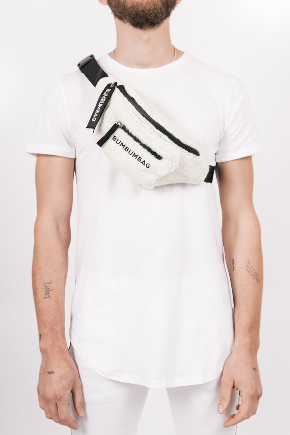BumBumBag - Sac banane sherpa texte double zips beige