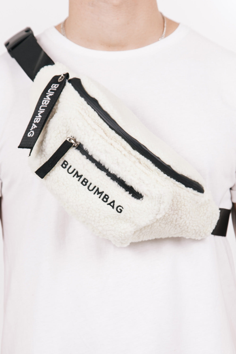 BumBumBag - Sac banane sherpa texte double zips beige