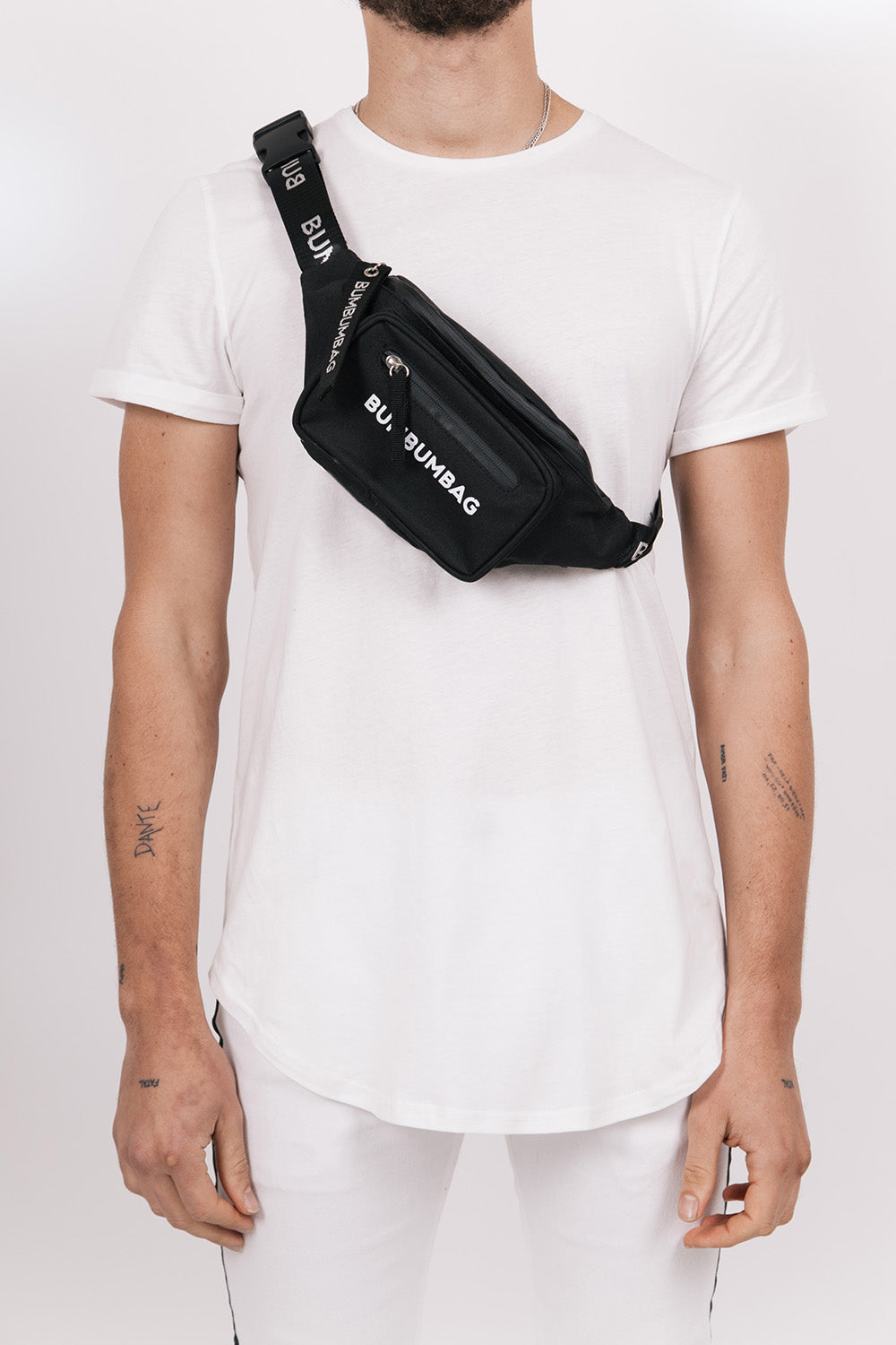 BumBumBag - Sac banane texte double zips noir