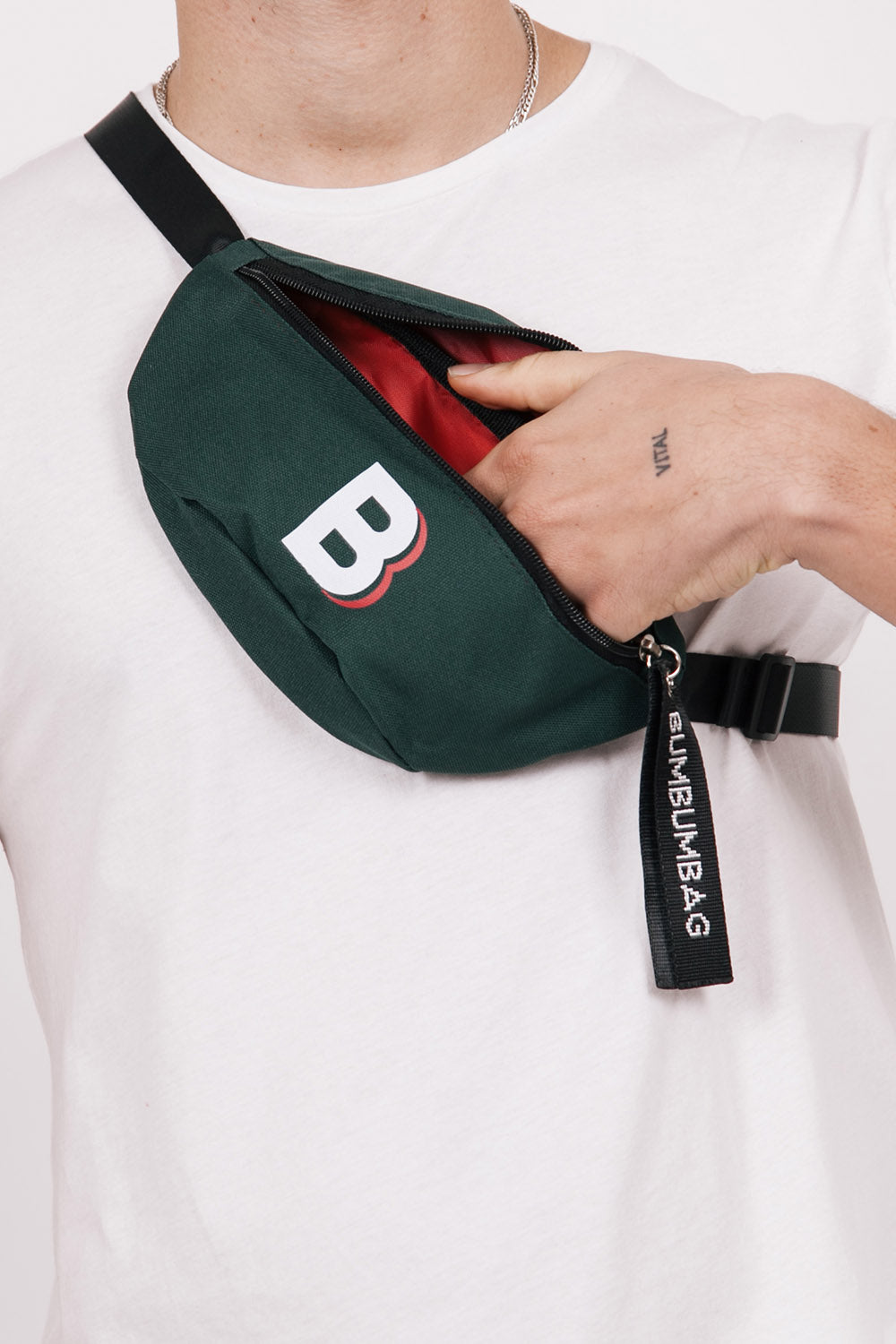 BumBumBag - Sac banane logo zip vert sapin