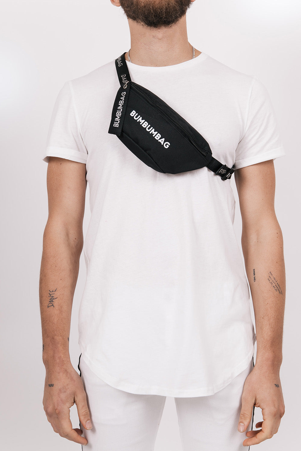 BumBumBag - Sac banane texte zip noir