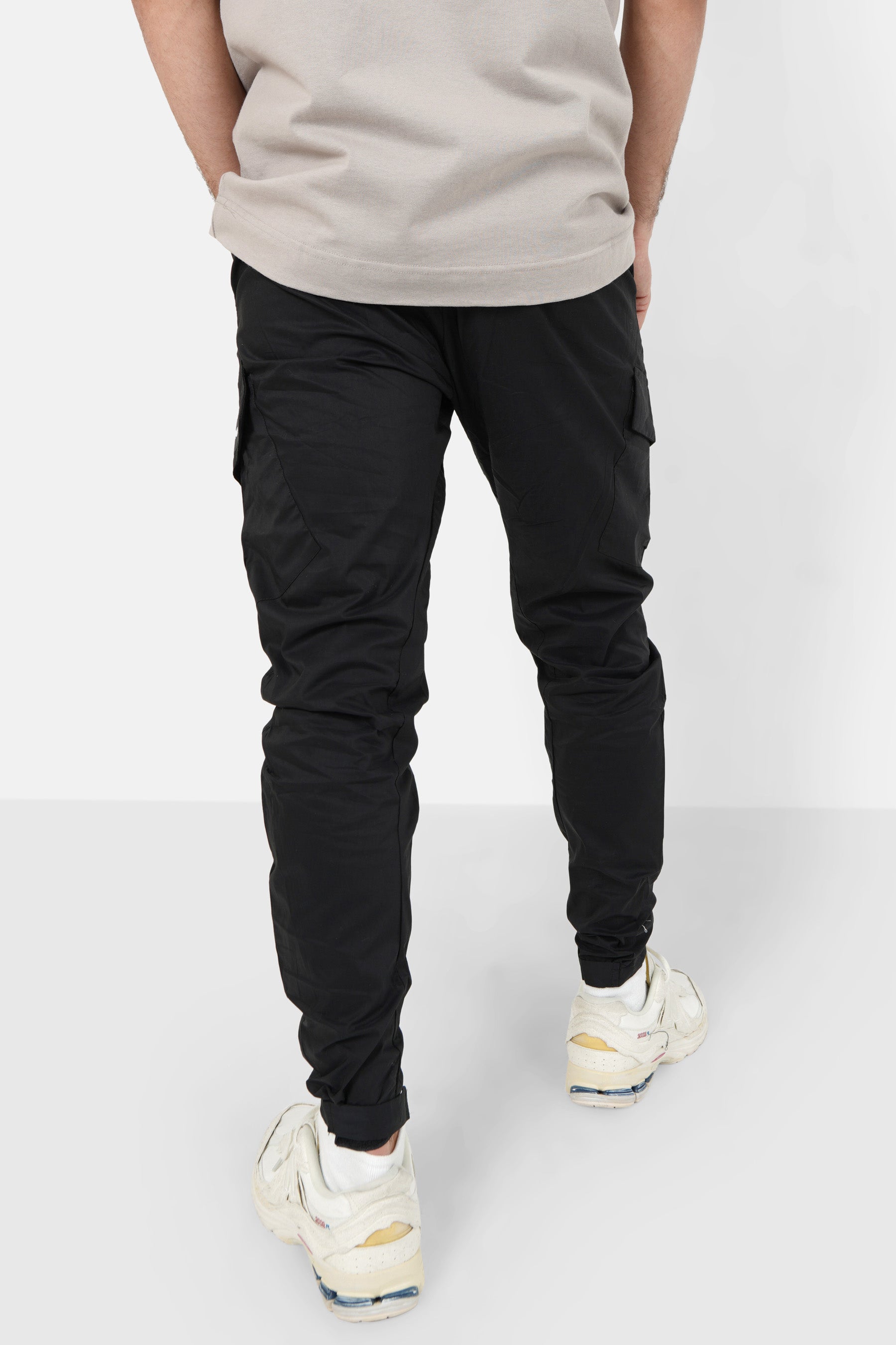 Cargo multi pockets joggers black