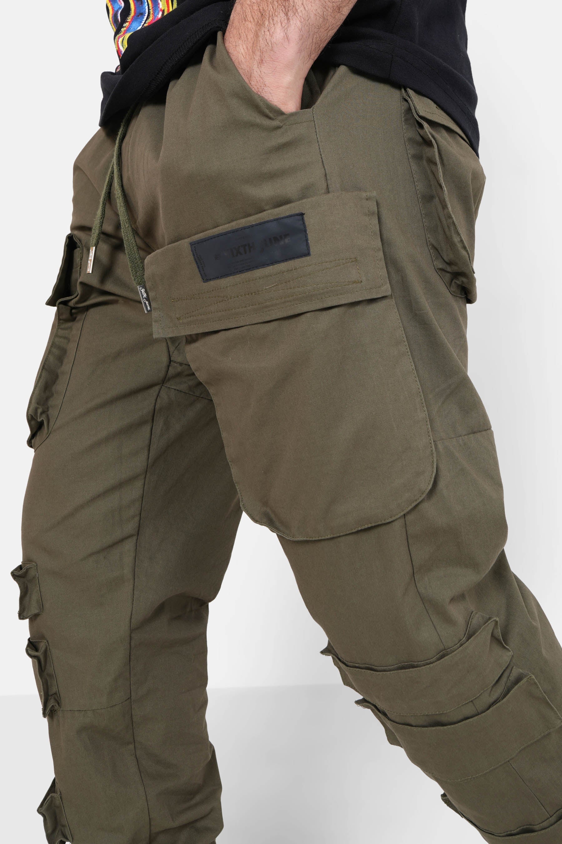 Taktische Cargohose mit weitem Bein, Khakigrün