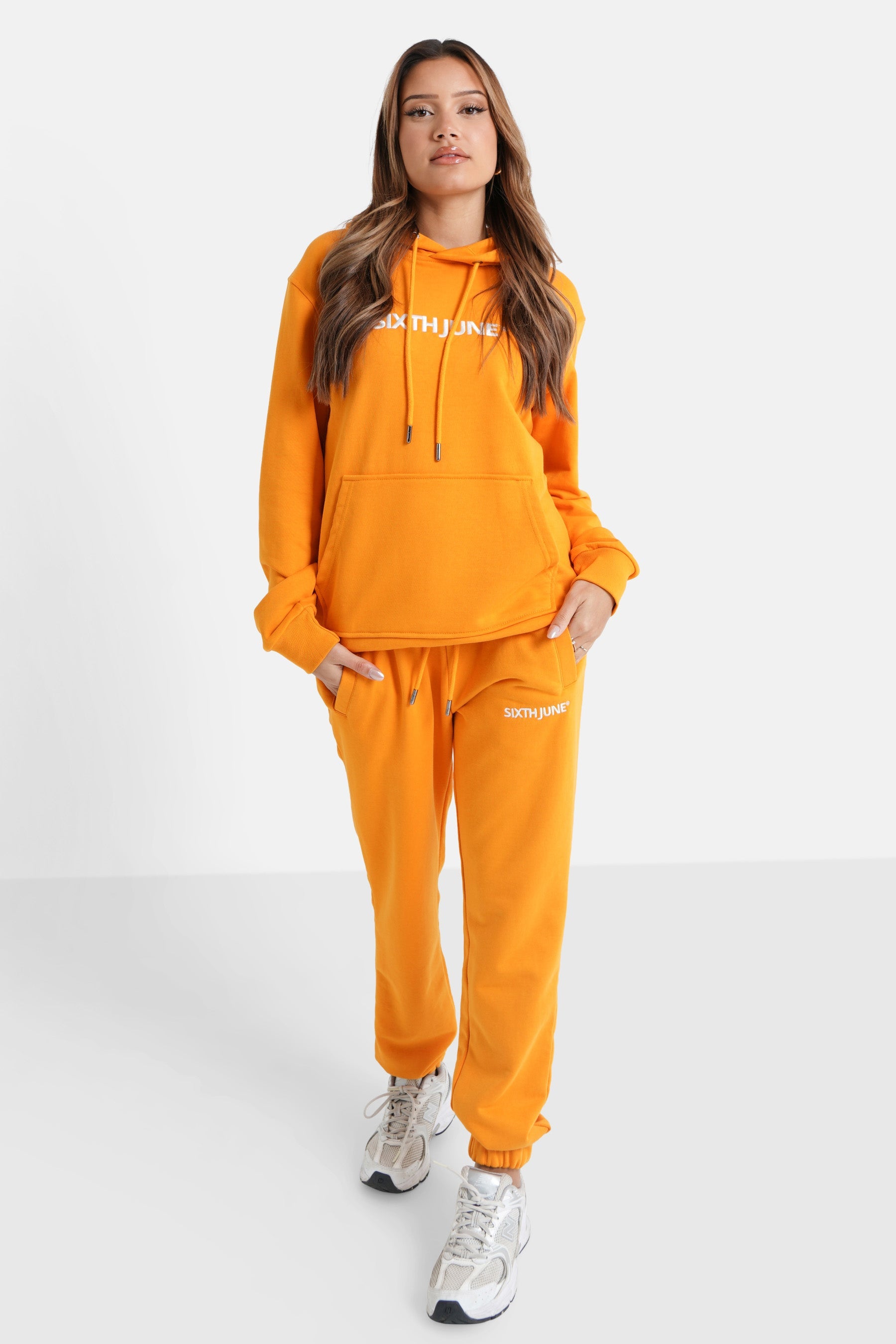 Sixth June - Sweatshirt capuche logo brodé Orange