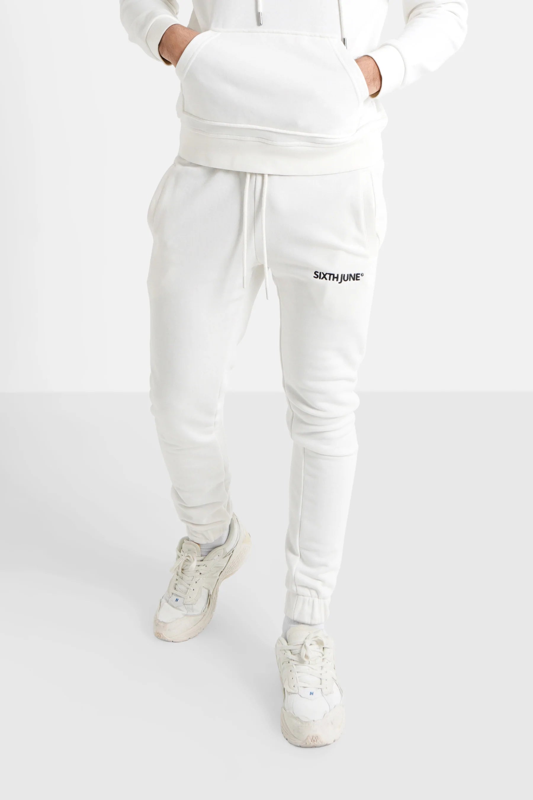 Sixth June - Jogging + sweat capuche logo brodé Blanc