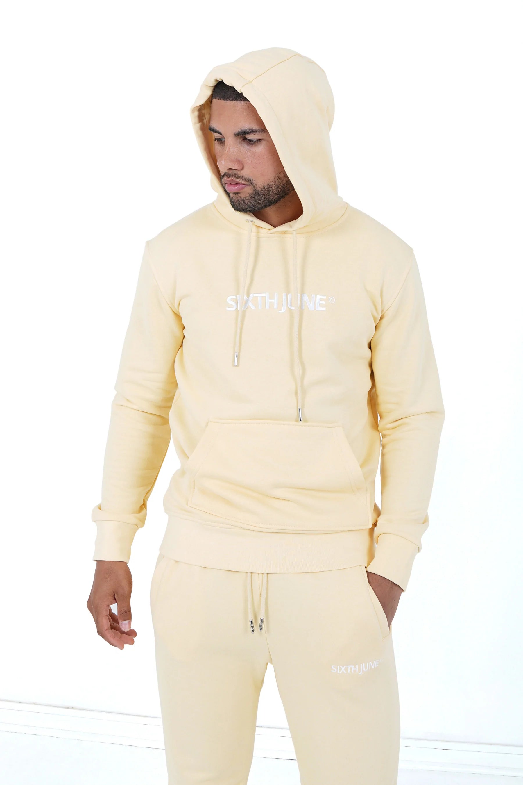 Sixth June - Jogging + sweat capuche logo brodé Jaune