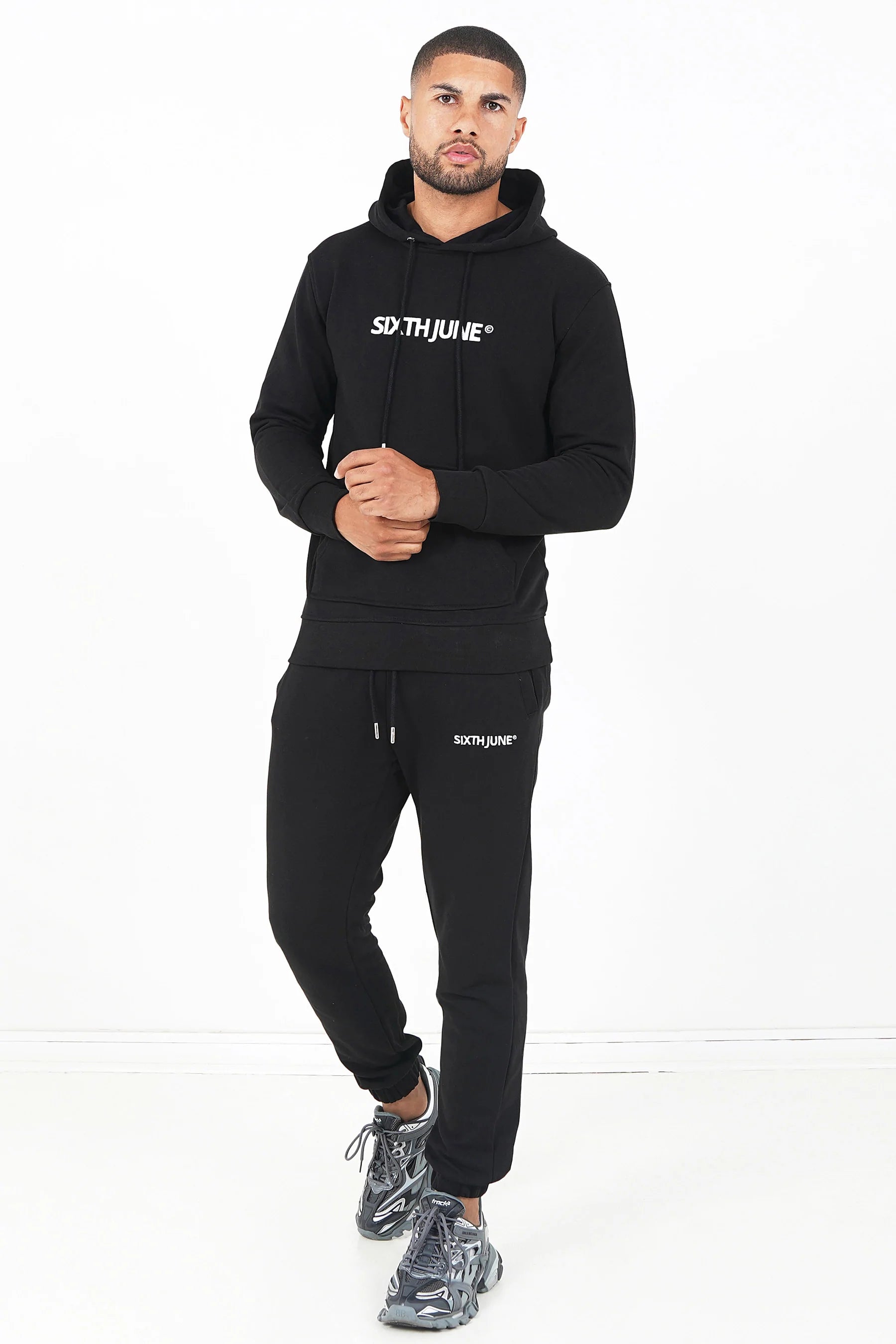 Sixth June - Jogging + sweat capuche logo brodé Noir