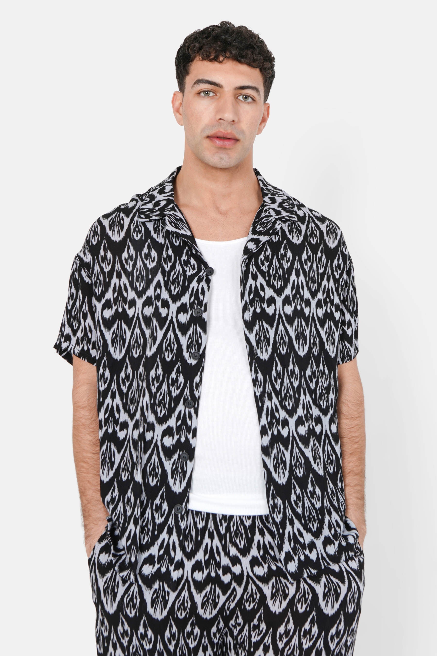 Aztec fluid shirt Black