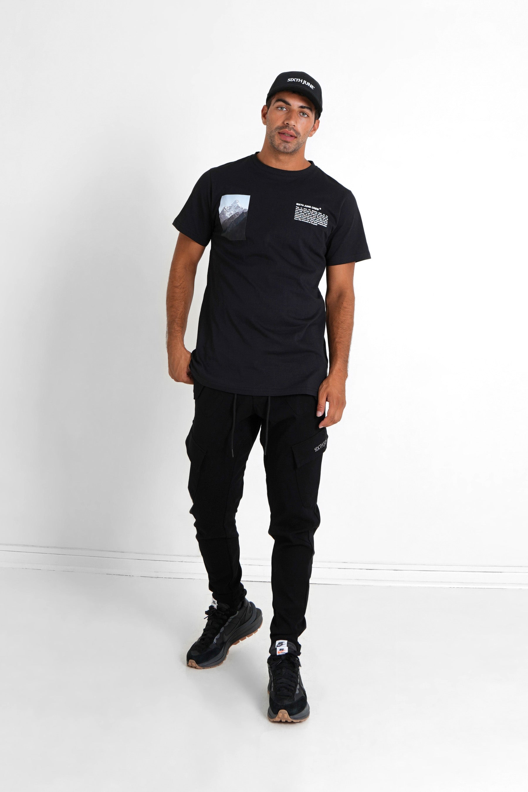 Sixth June - T-shirt moodboard Noir