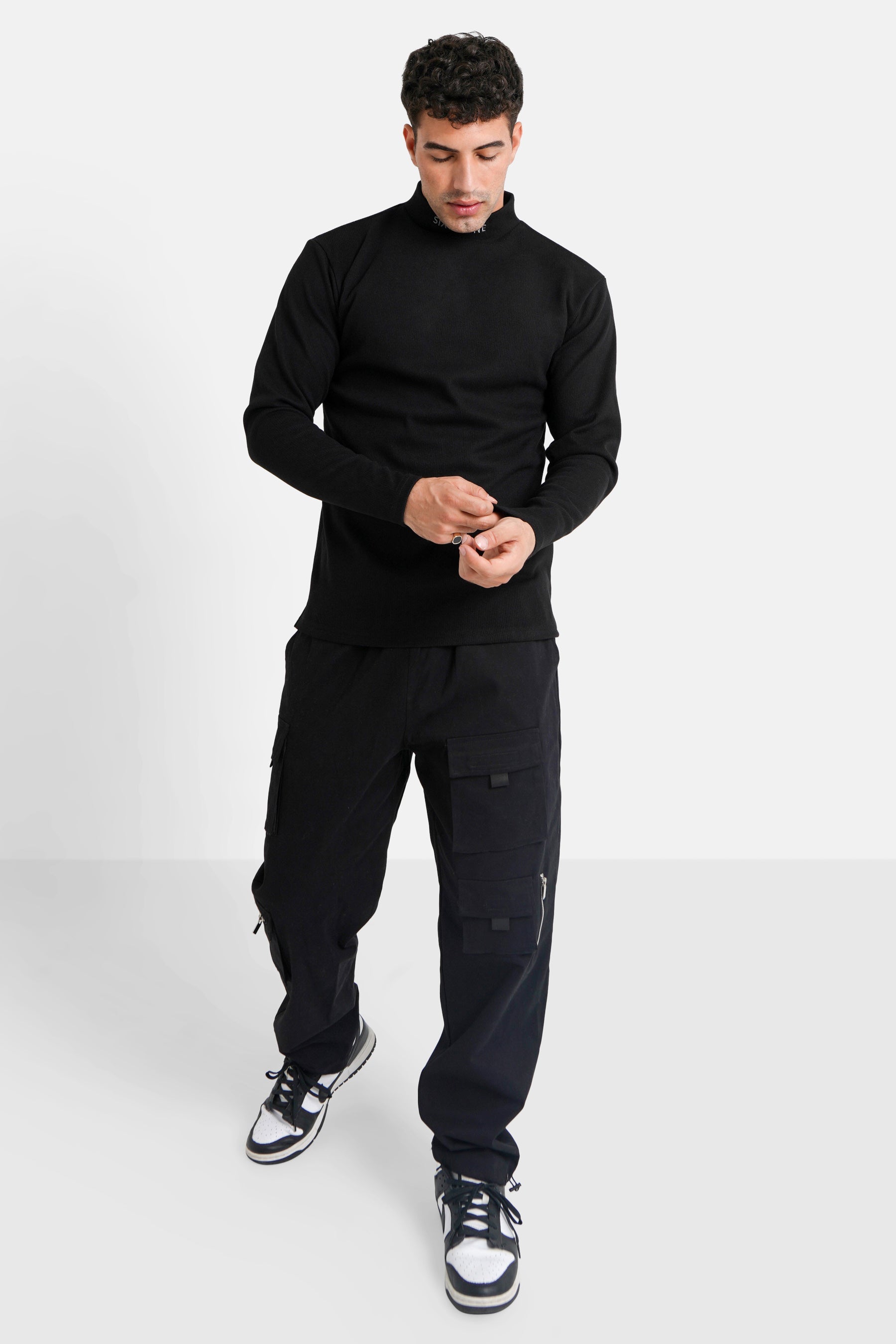 Sixth June - Pull maille logo brodé Noir