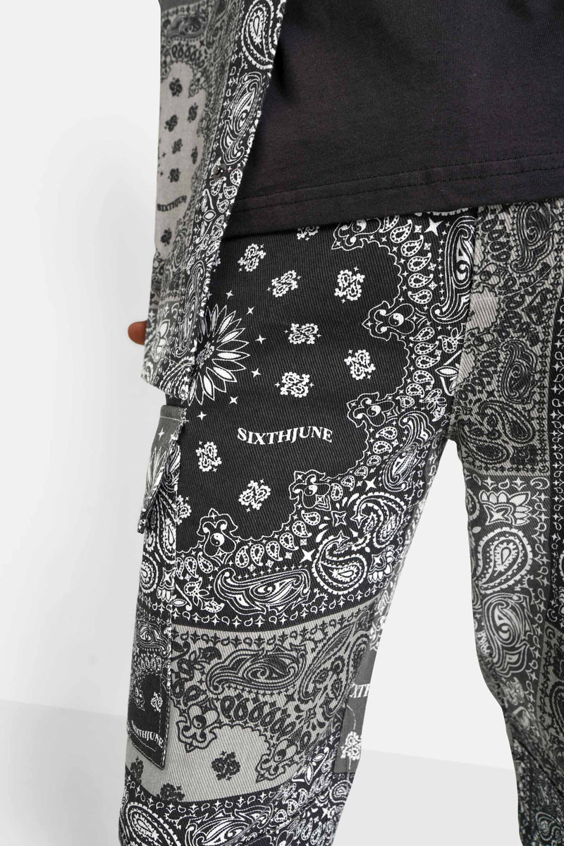 Relaxed Fit Washed Bandana Print Jeans | boohooMAN UK